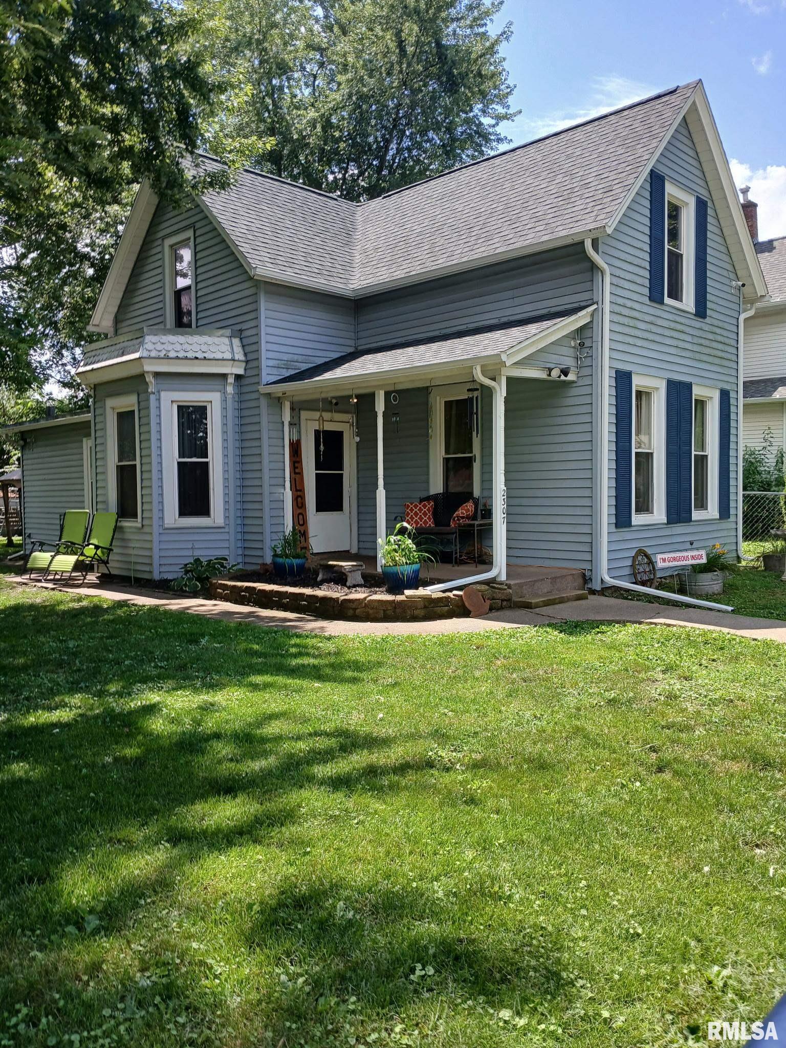 2307 W 2nd Street Property Photo 5