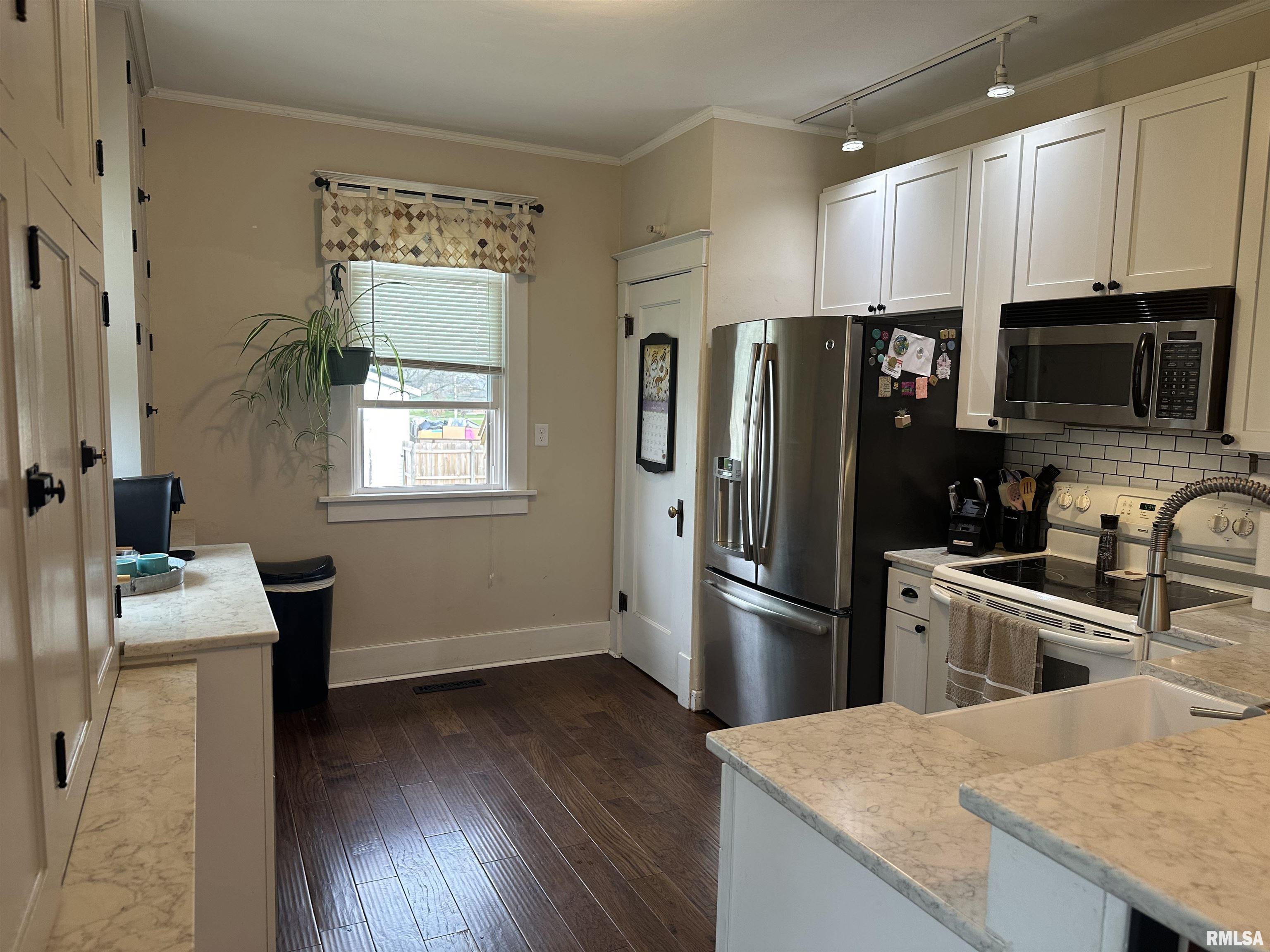 510 S Santa Fe Avenue Property Photo 7