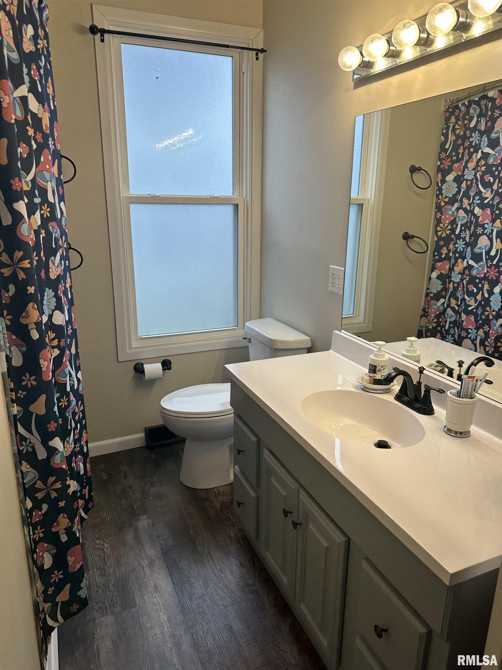 510 S Santa Fe Avenue Property Photo 14