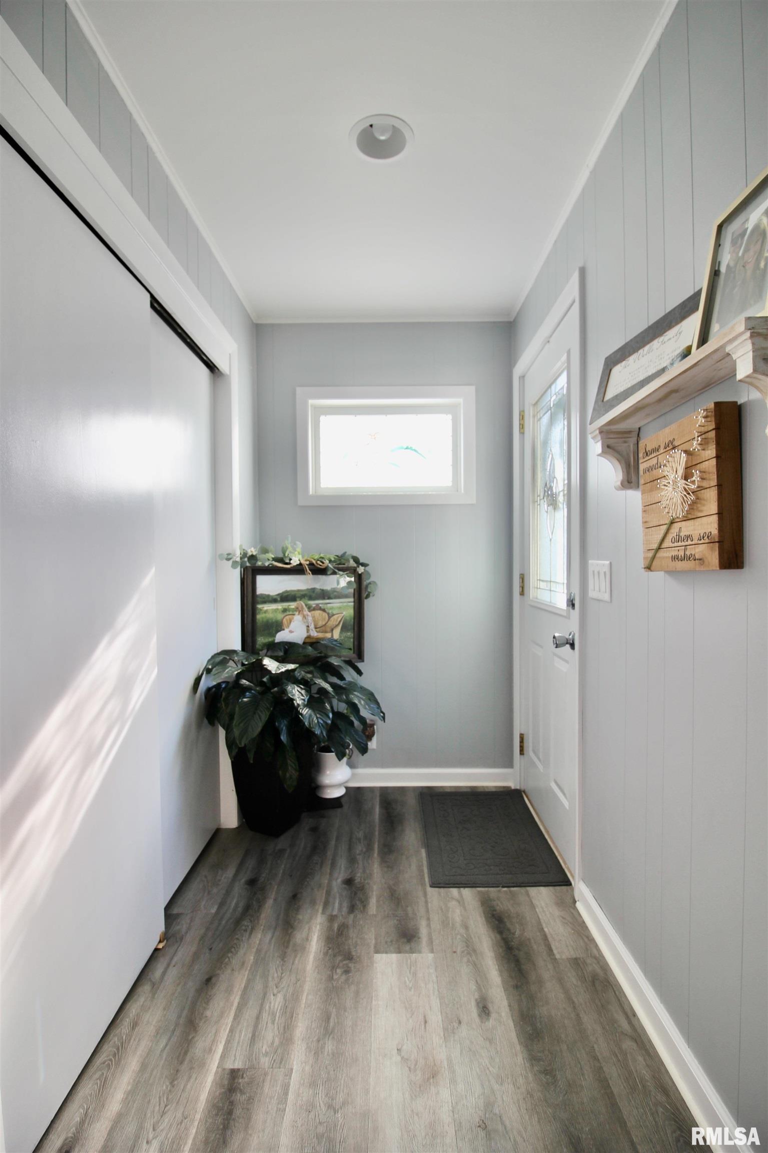 209 3rd Street Property Photo 2