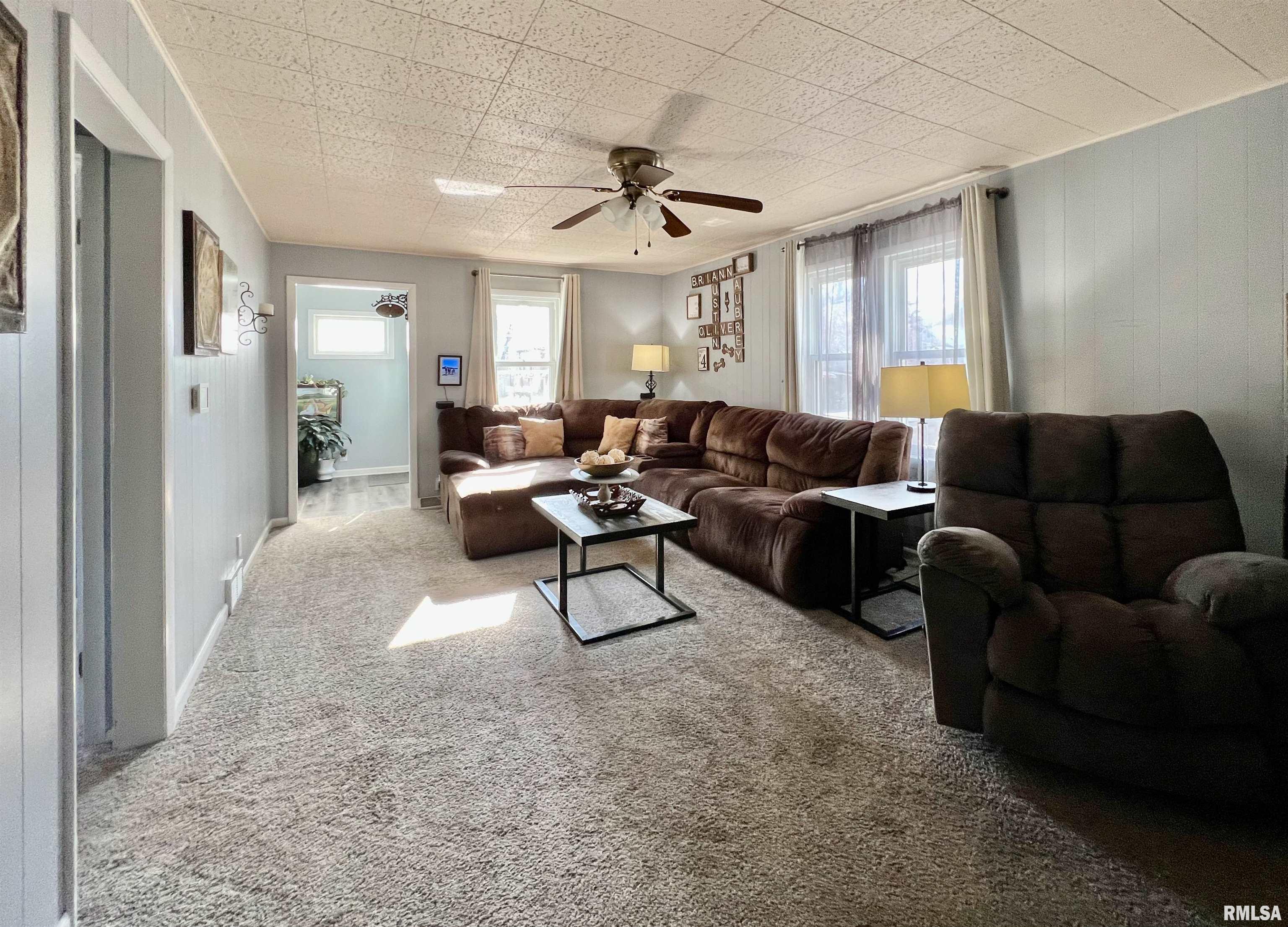 209 3rd Street Property Photo 3