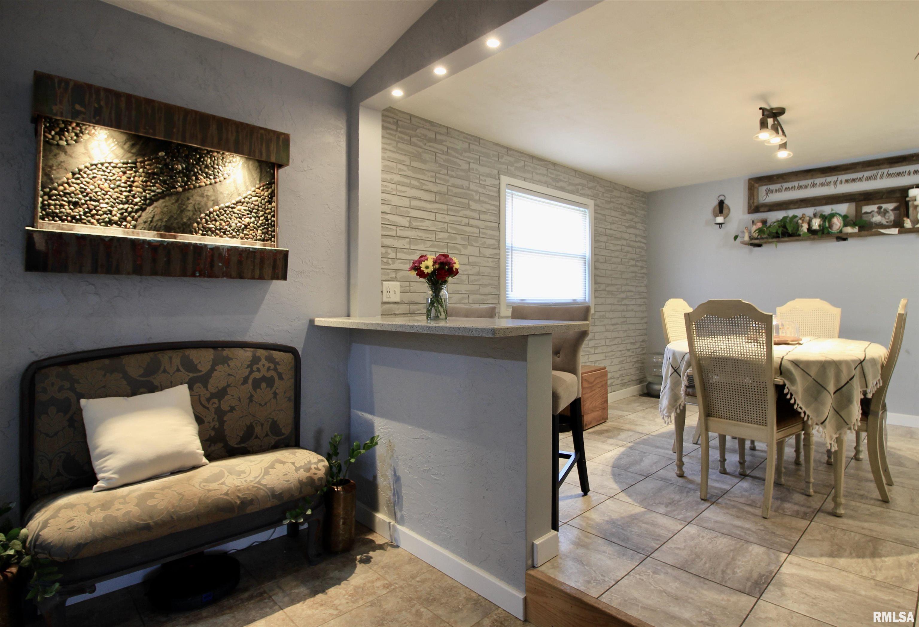 209 3rd Street Property Photo 10