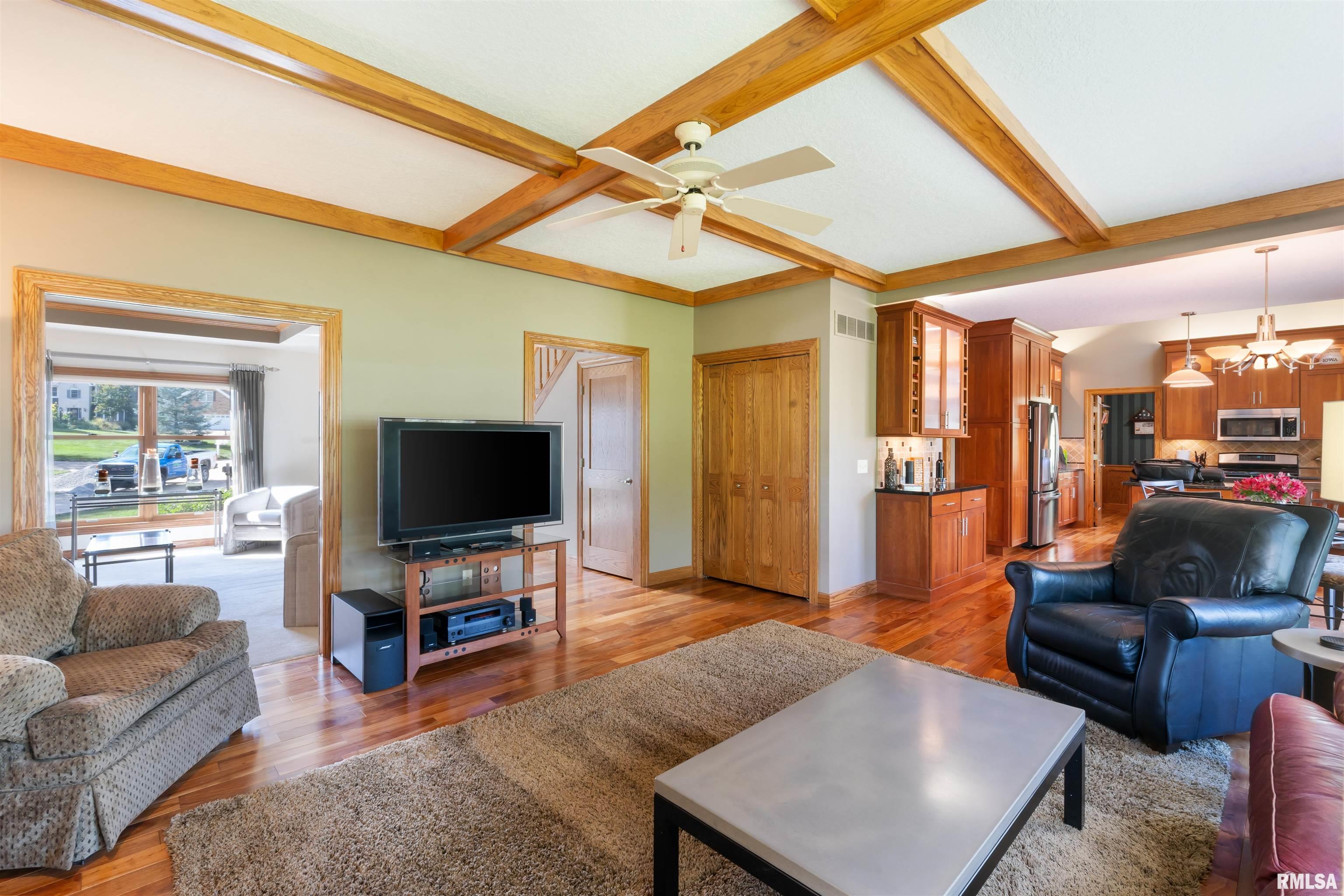 2138 Wendy Court Property Photo 11