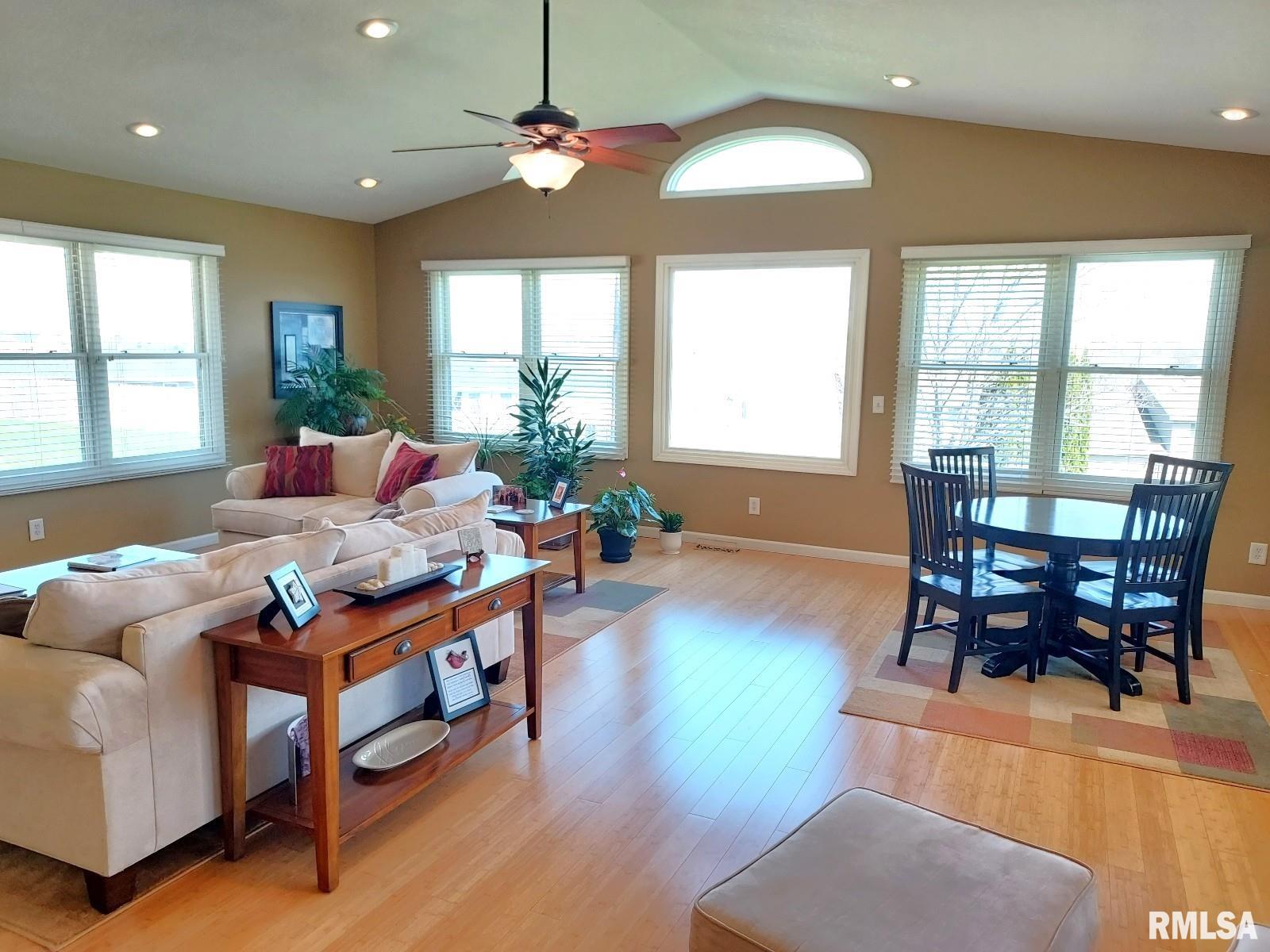 1002 W 59th Street Property Photo 24