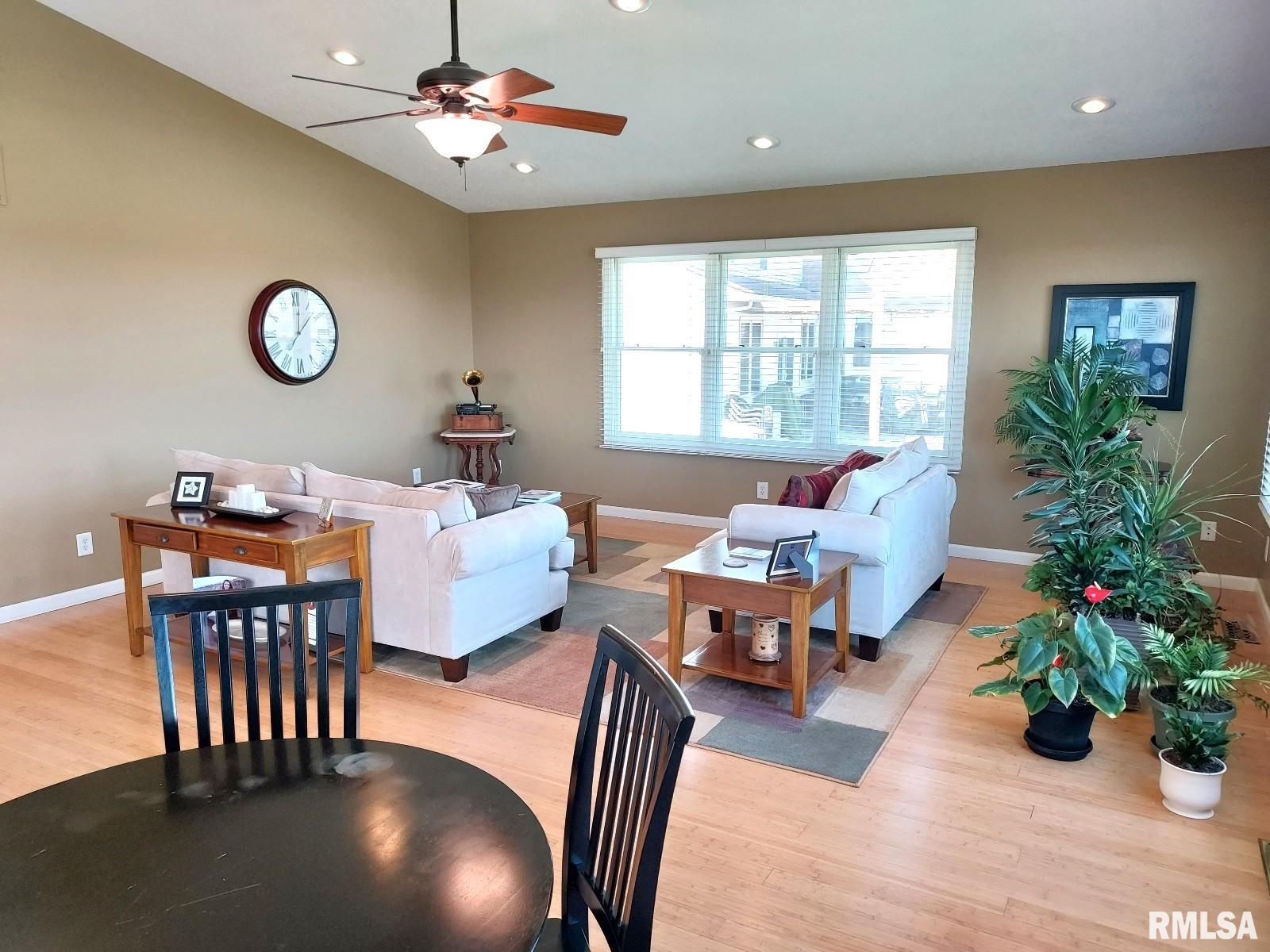 1002 W 59th Street Property Photo 27