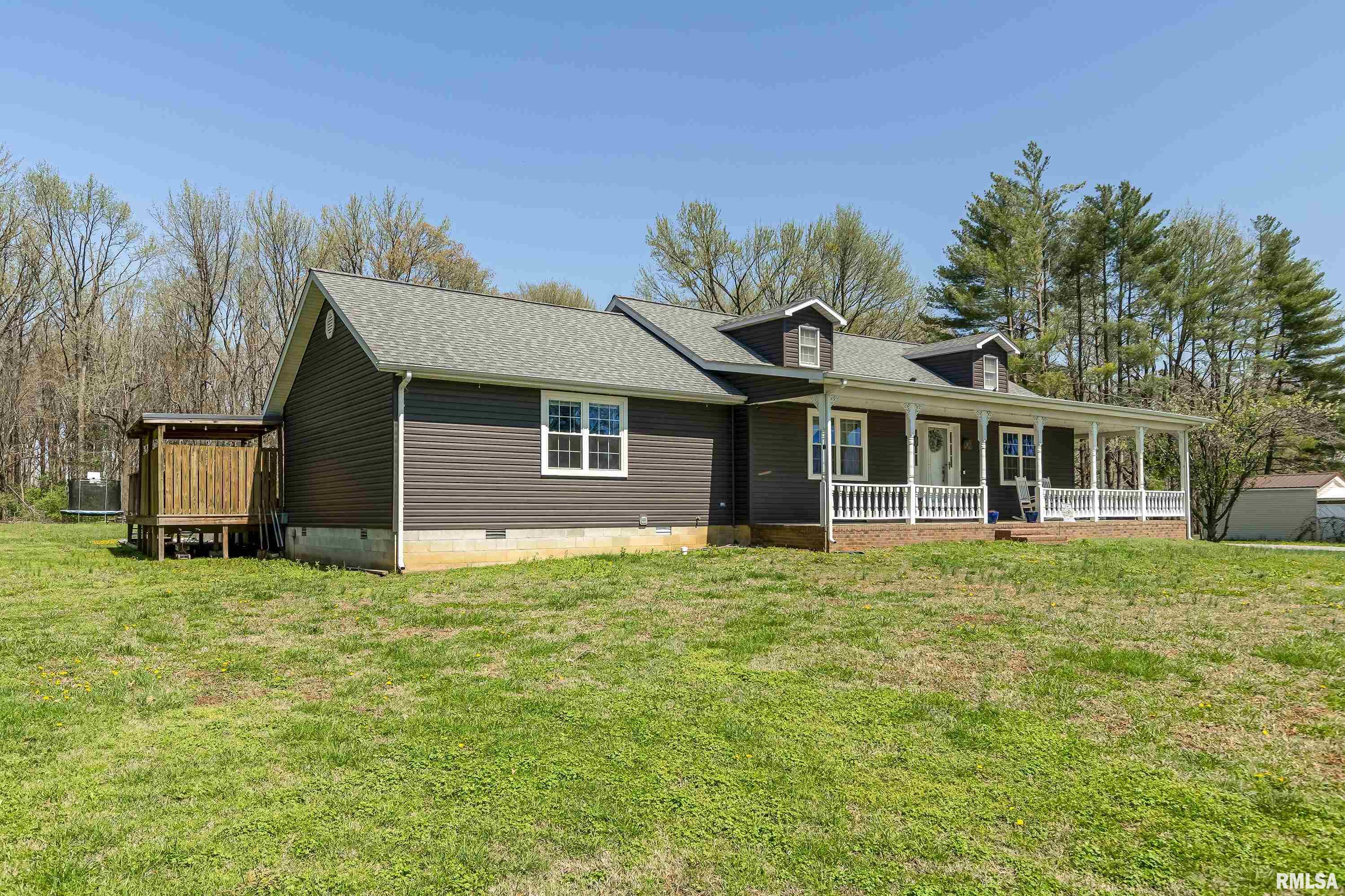 135 Doc Road Property Photo 3