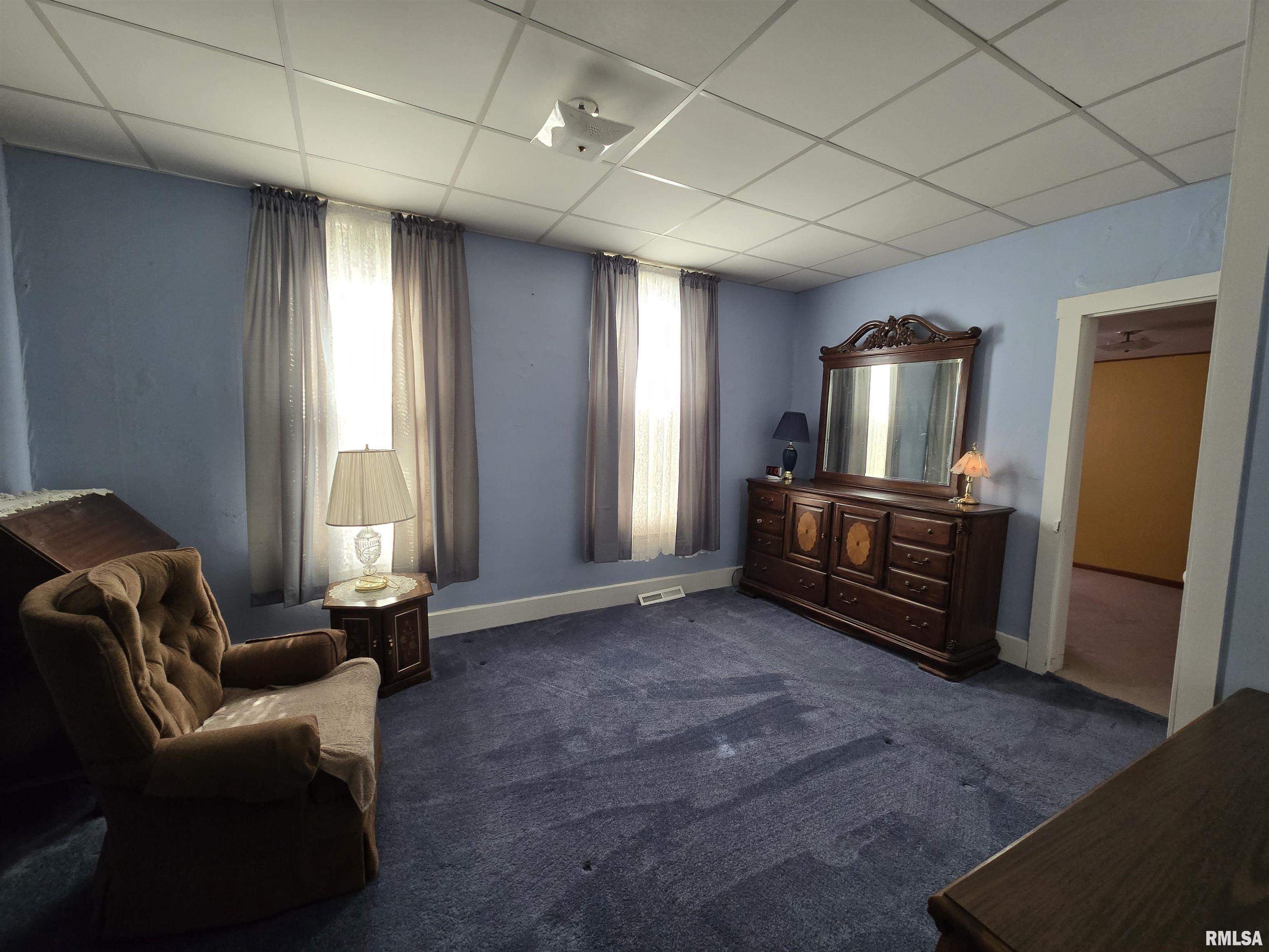 308 W Washington Street Property Photo 12
