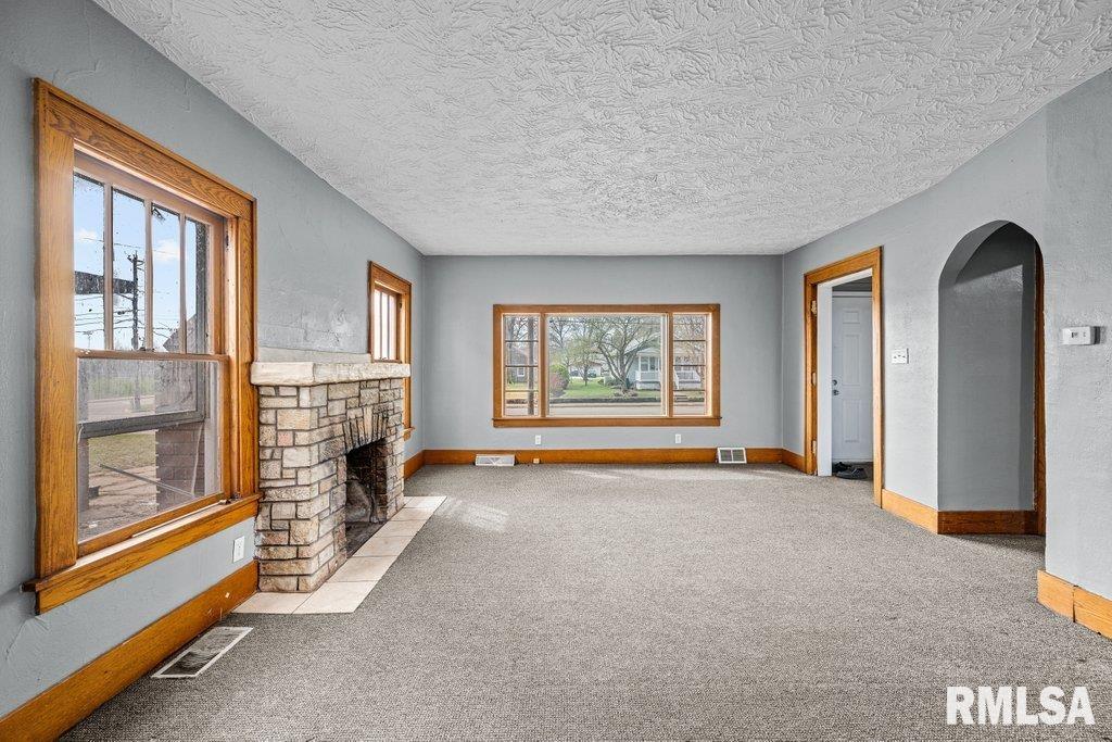 2215 17th Street Property Photo 5