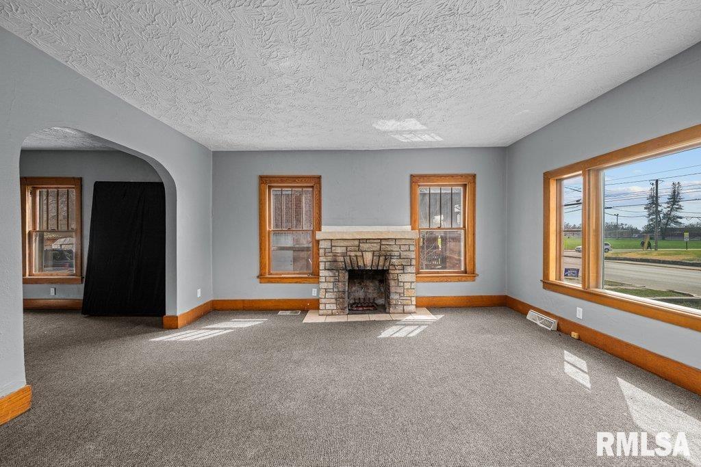 2215 17th Street Property Photo 6