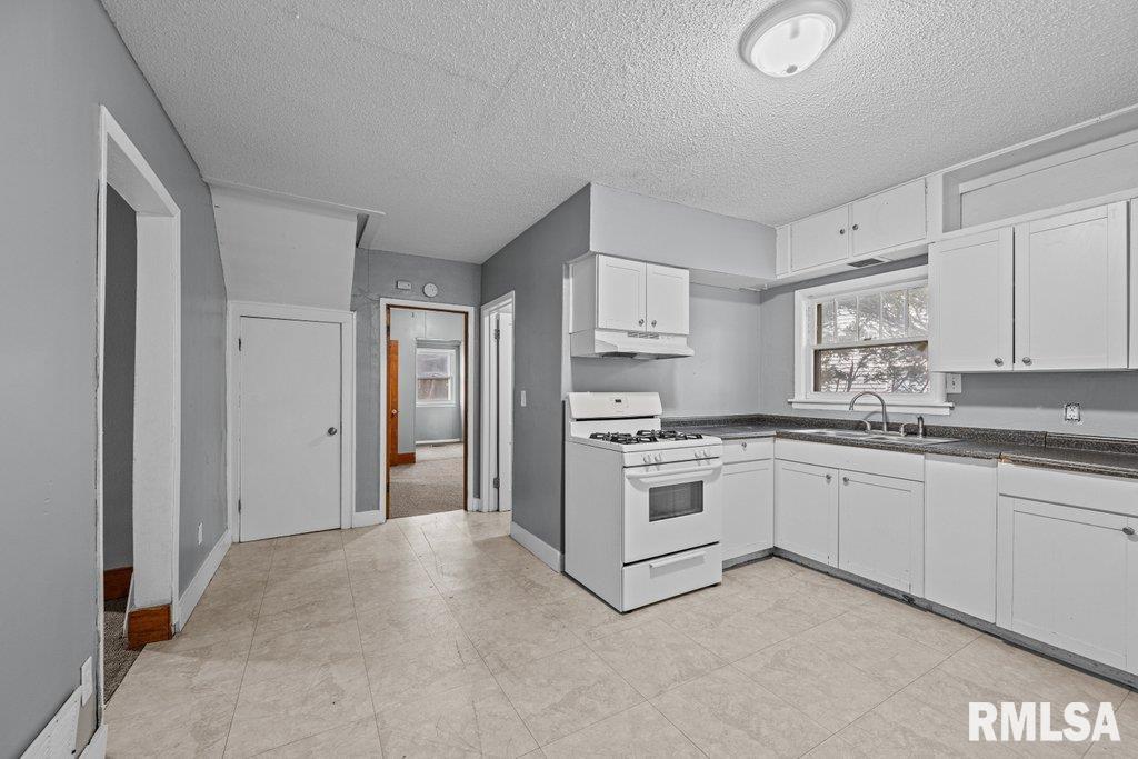 2215 17th Street Property Photo 13