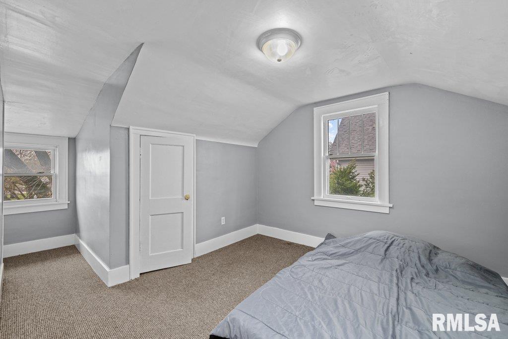 2215 17th Street Property Photo 19