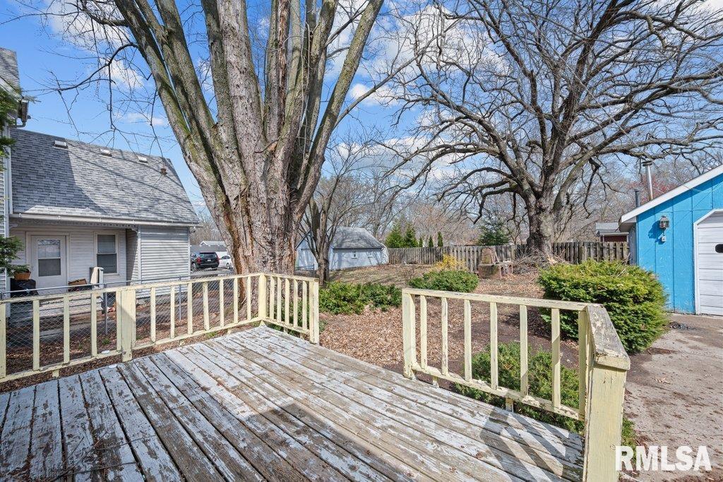 2215 17th Street Property Photo 24