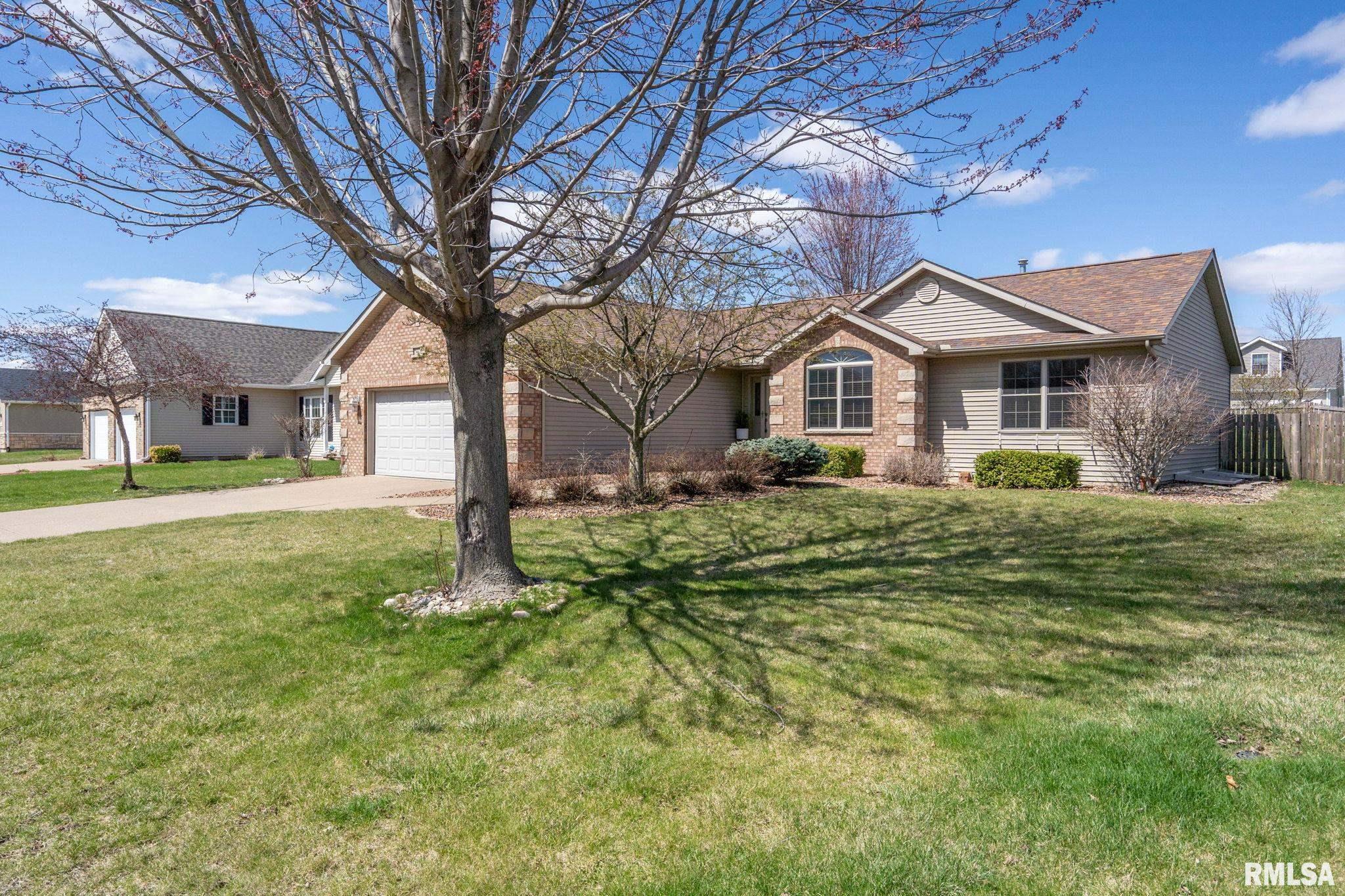 342 Heather Glen Drive Property Photo 2