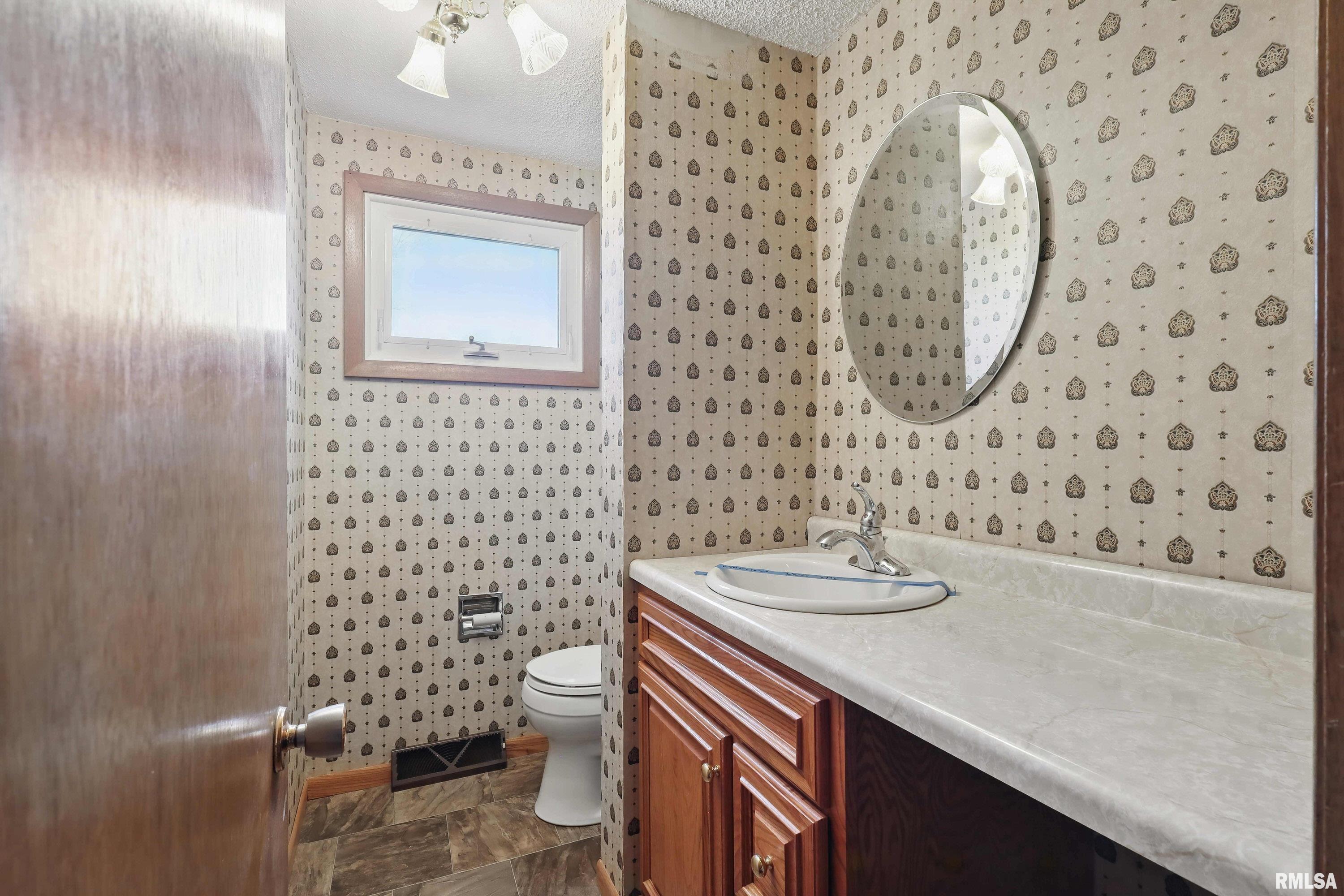 2904 Avalon Drive Property Photo 14