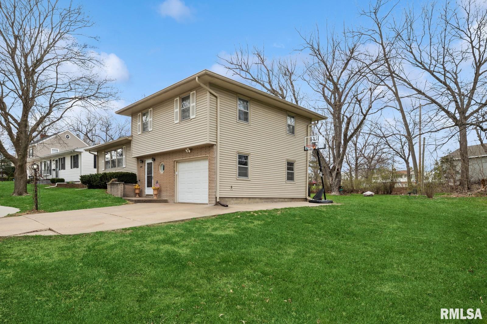 1608 Rockwood Court Property Photo 3