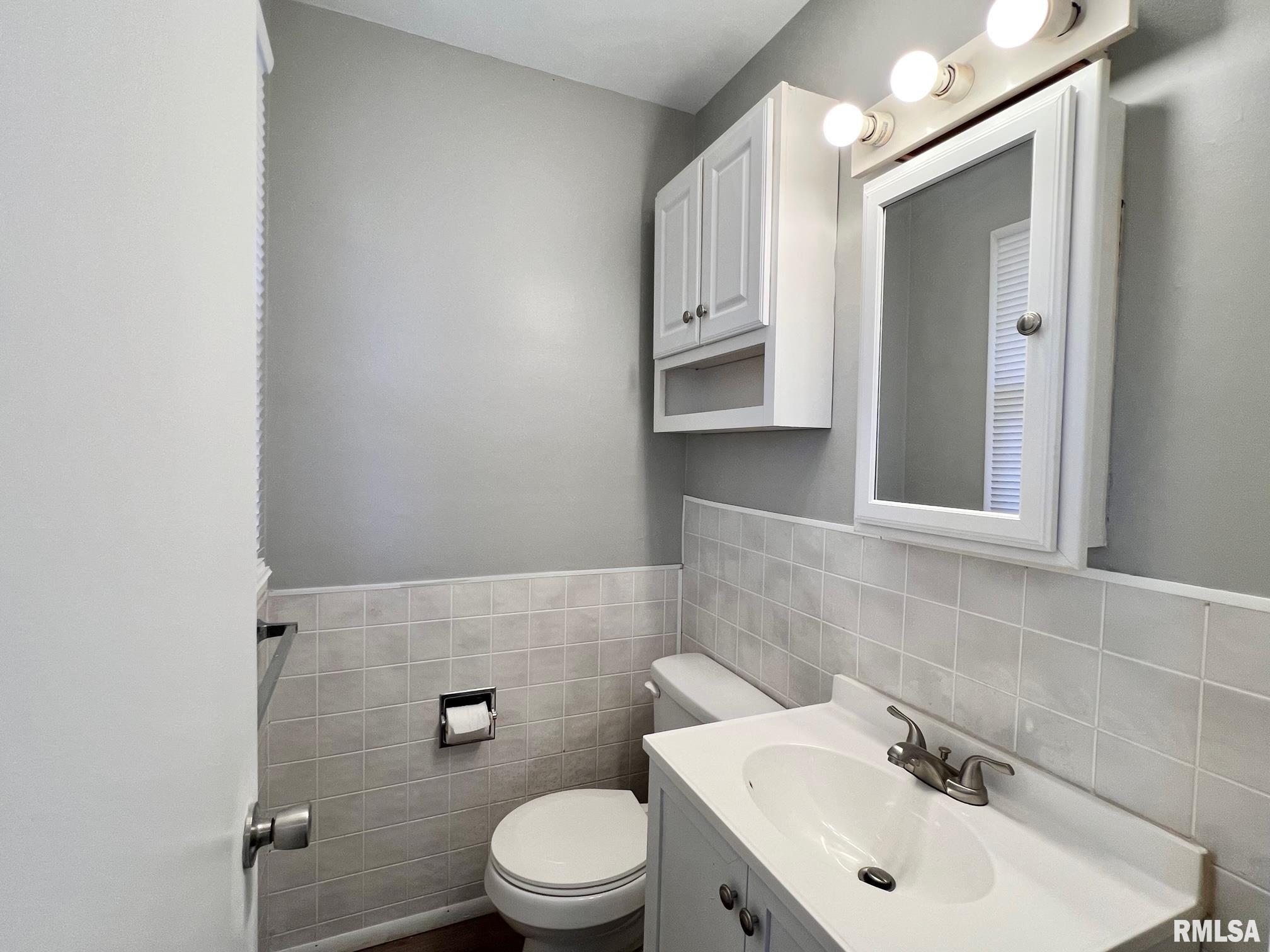2037 N Ohio Avenue Property Photo 6