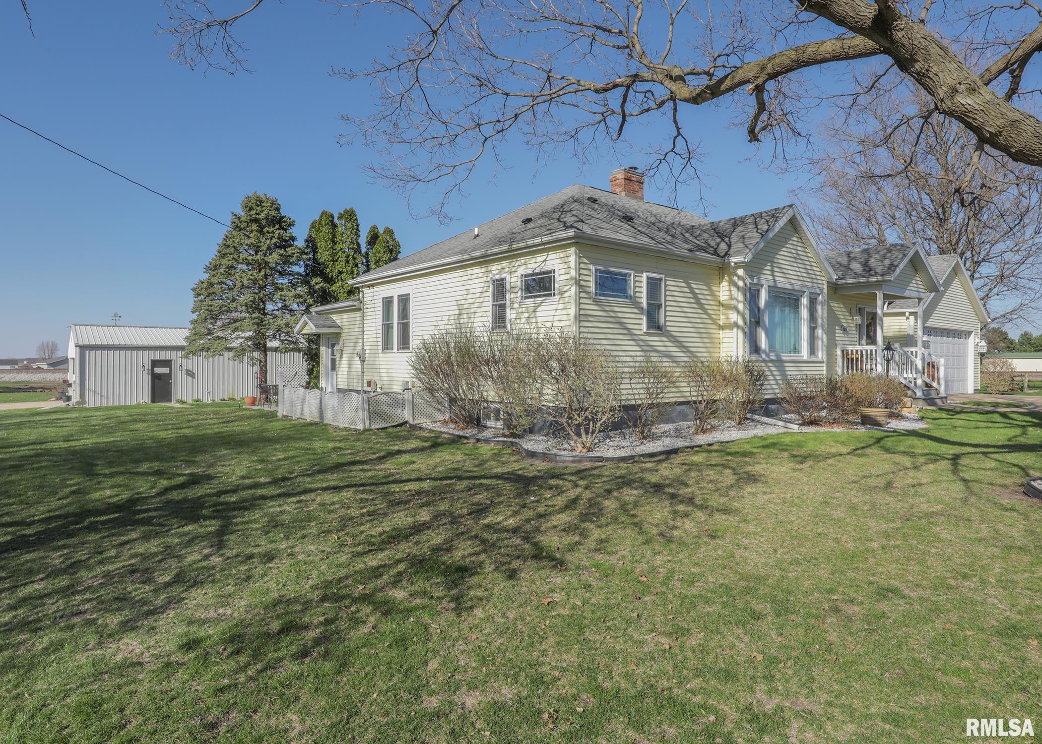 301 E Center Avenue Property Photo 4