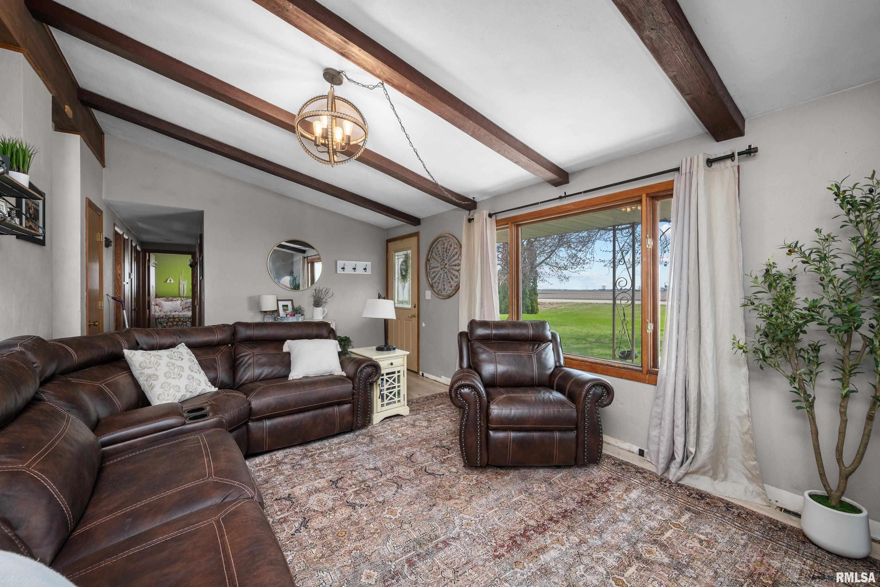 26012 Territorial Road Property Photo 14
