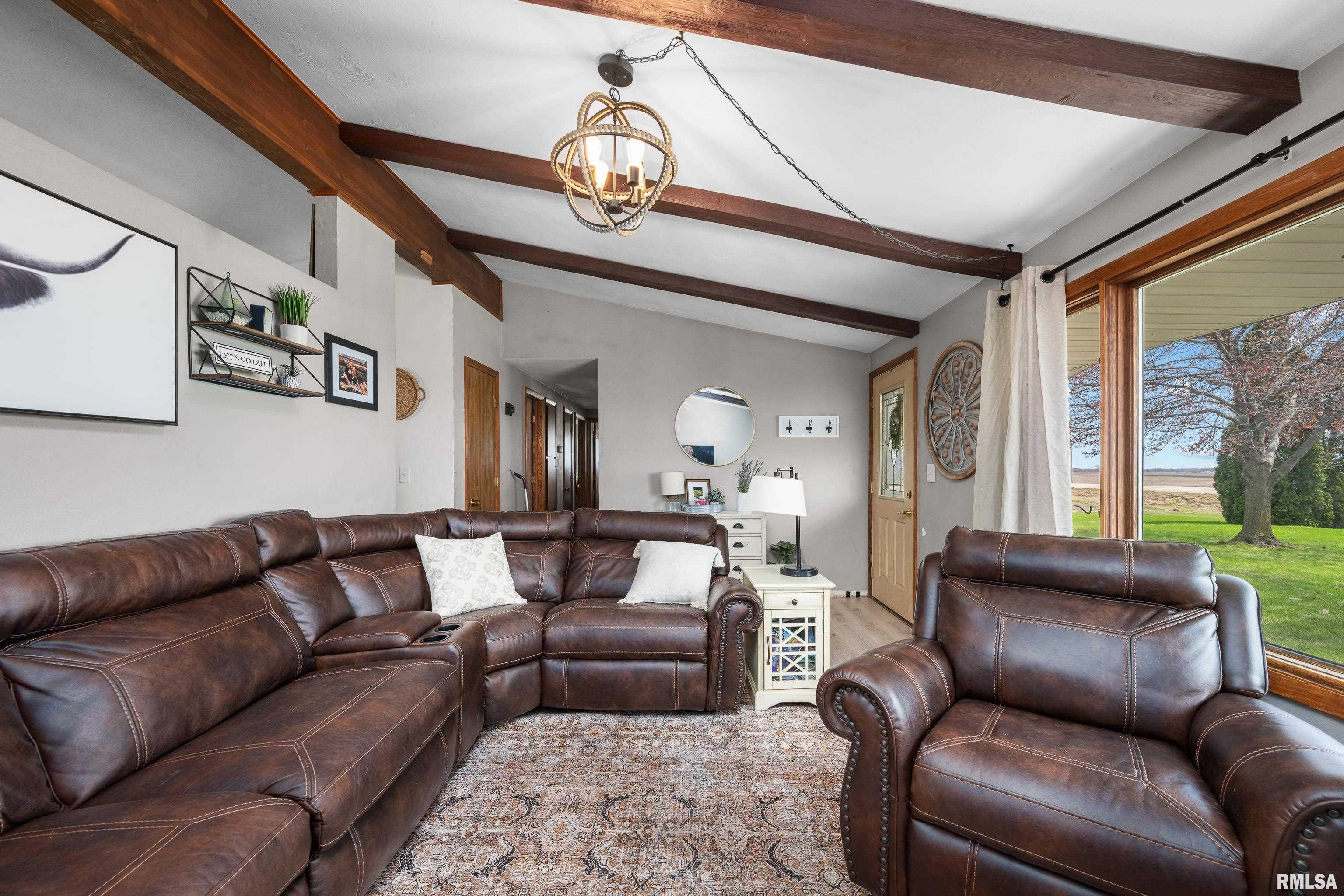 26012 Territorial Road Property Photo 15