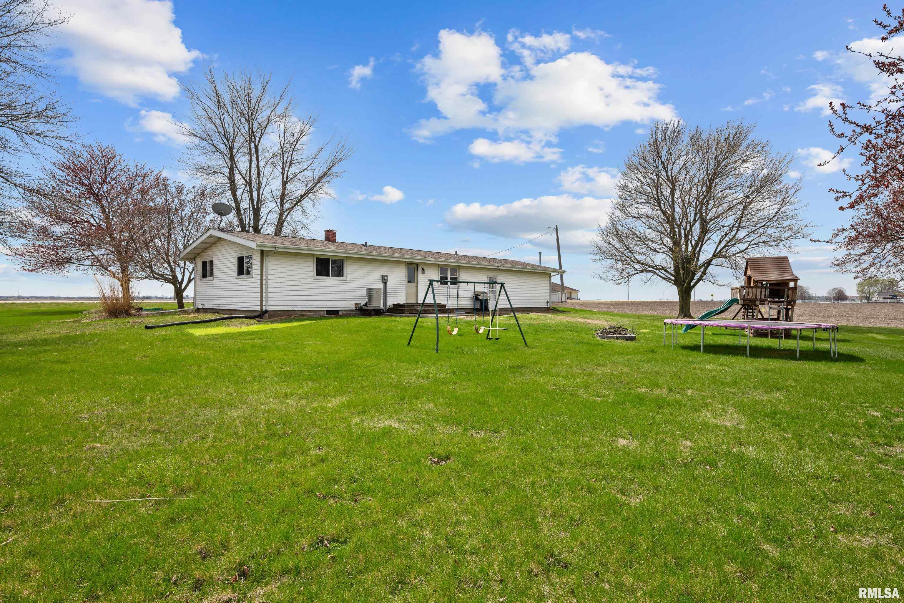 26012 Territorial Road Property Photo 28