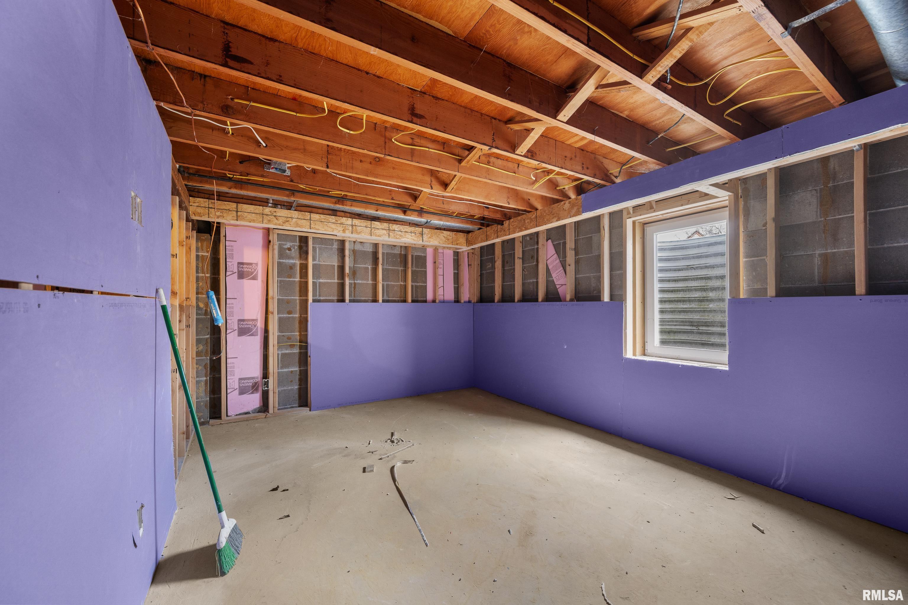 26012 Territorial Road Property Photo 31