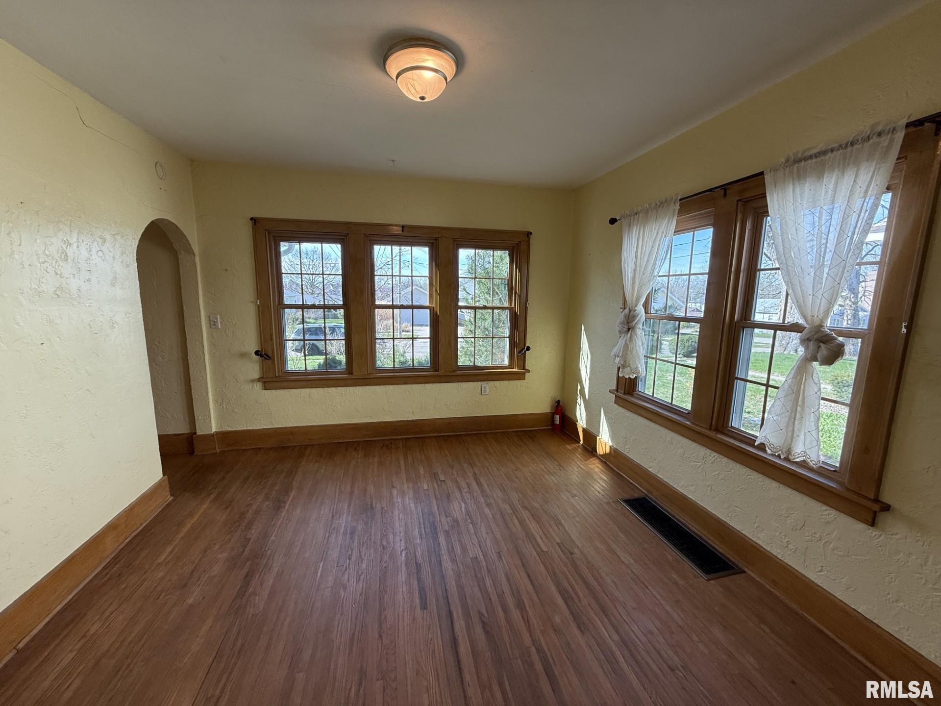 708 Williams Street Property Photo 18