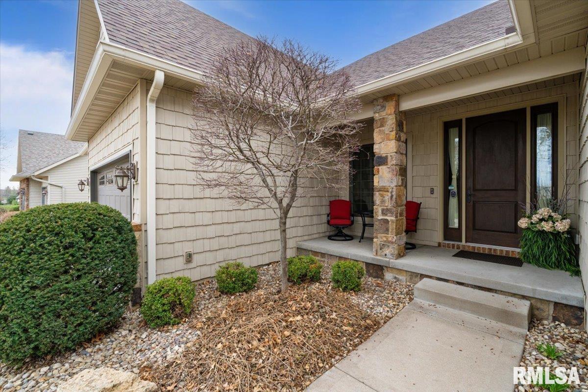 4954 Brookview Court Property Photo 7