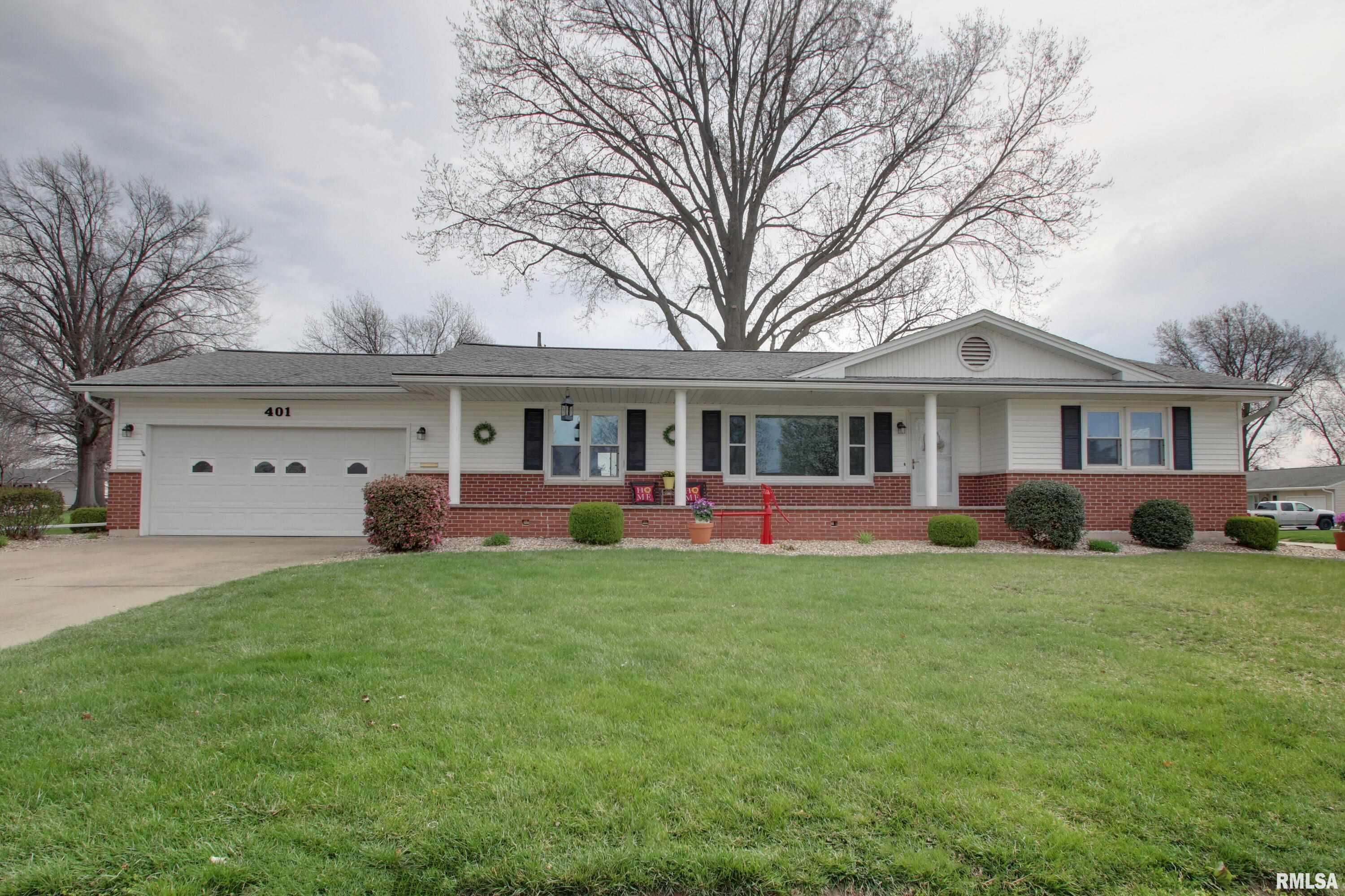 401 Poinsettia Drive Property Photo 1