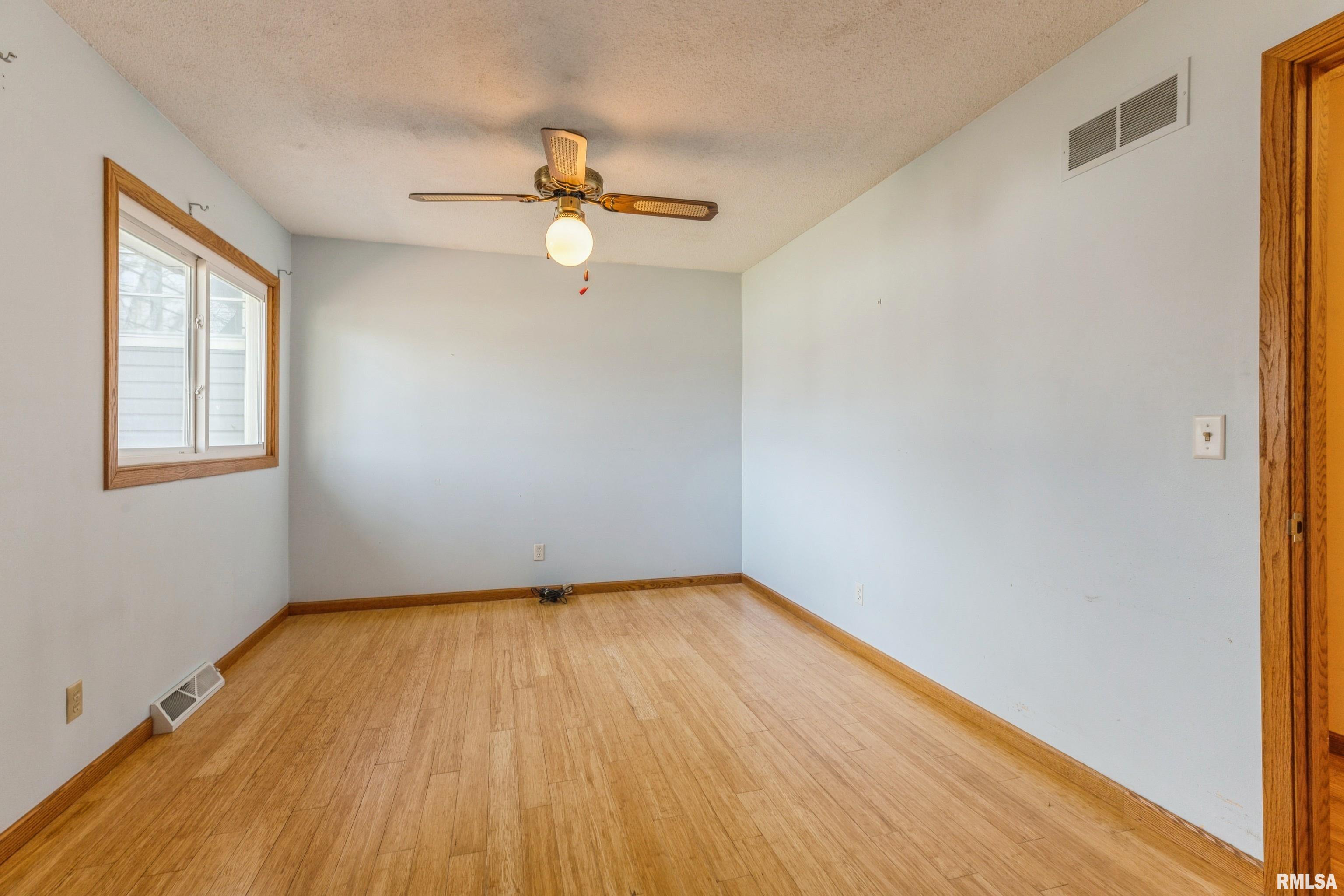 4204 Warren Street Property Photo 14