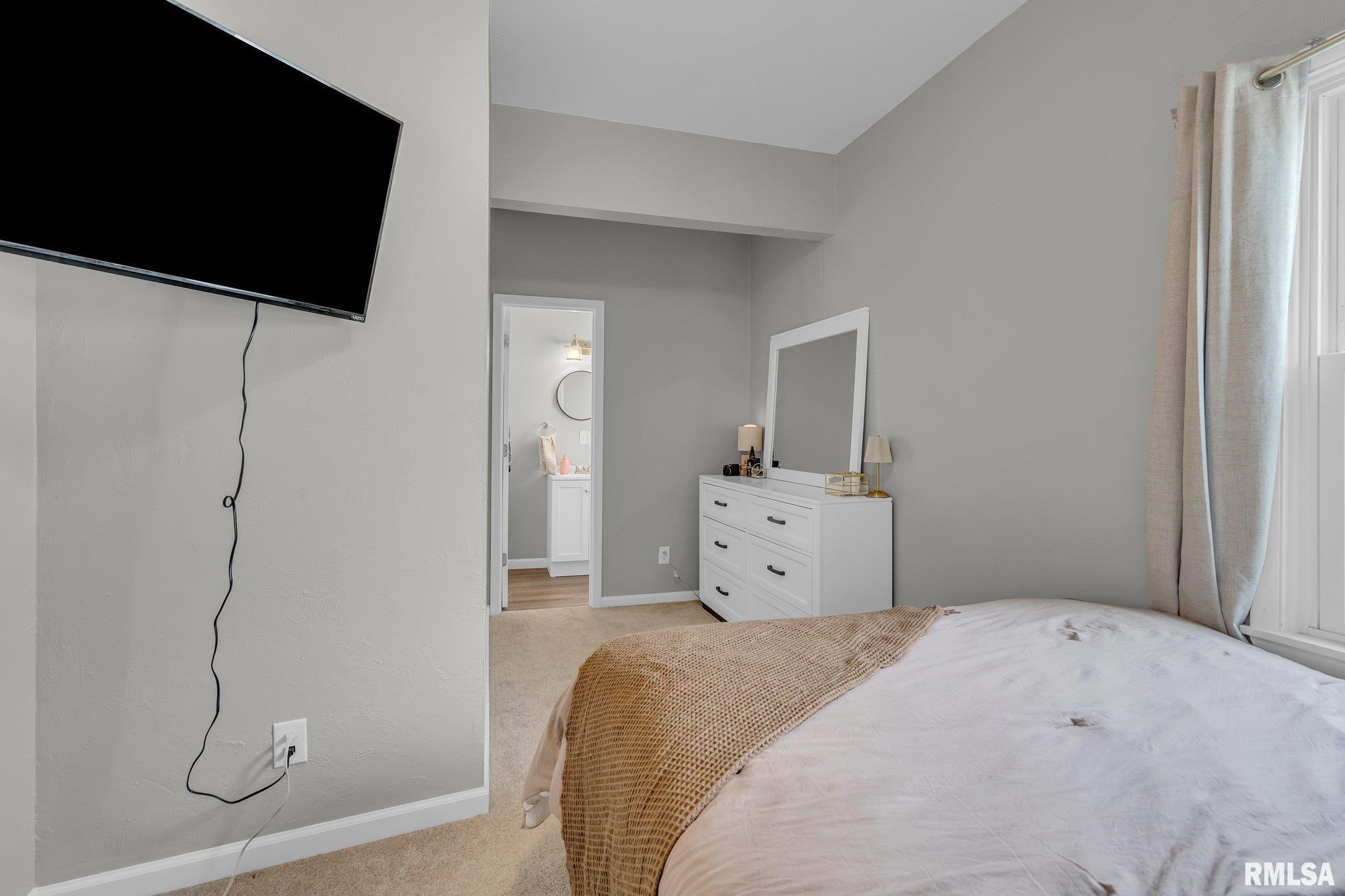 546 31st Street Property Photo 11