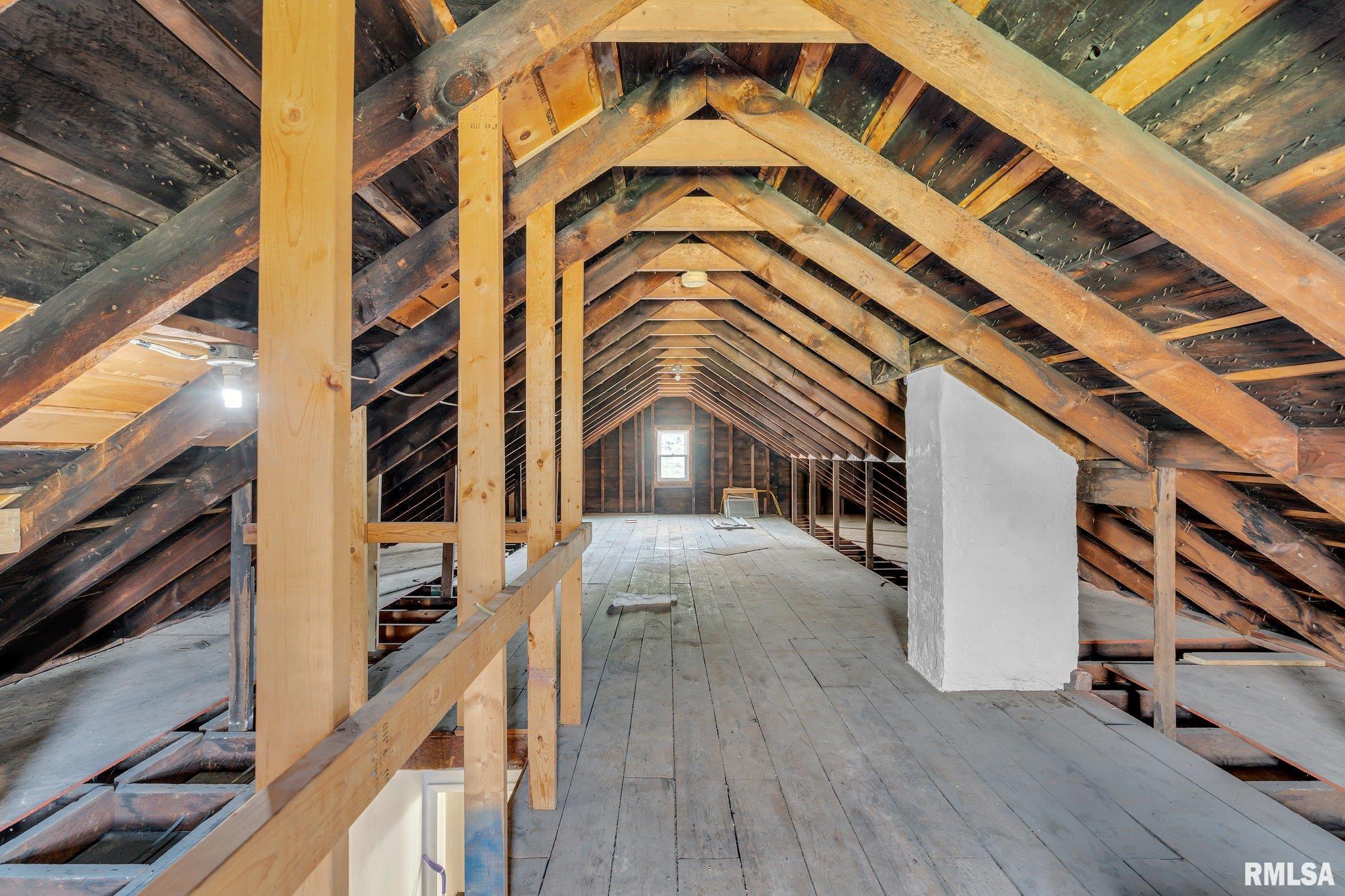 546 31st Street Property Photo 22