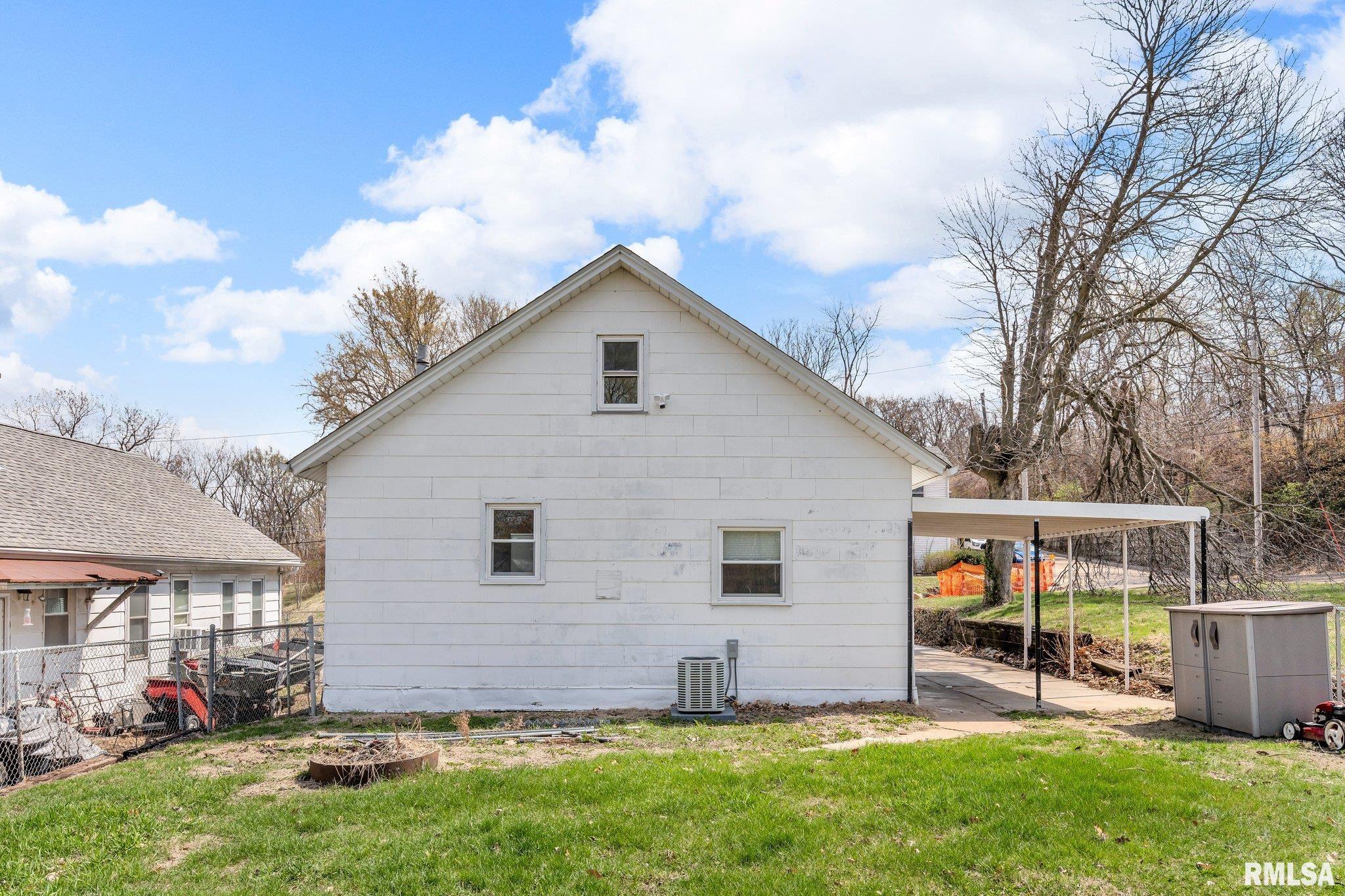 546 31st Street Property Photo 23