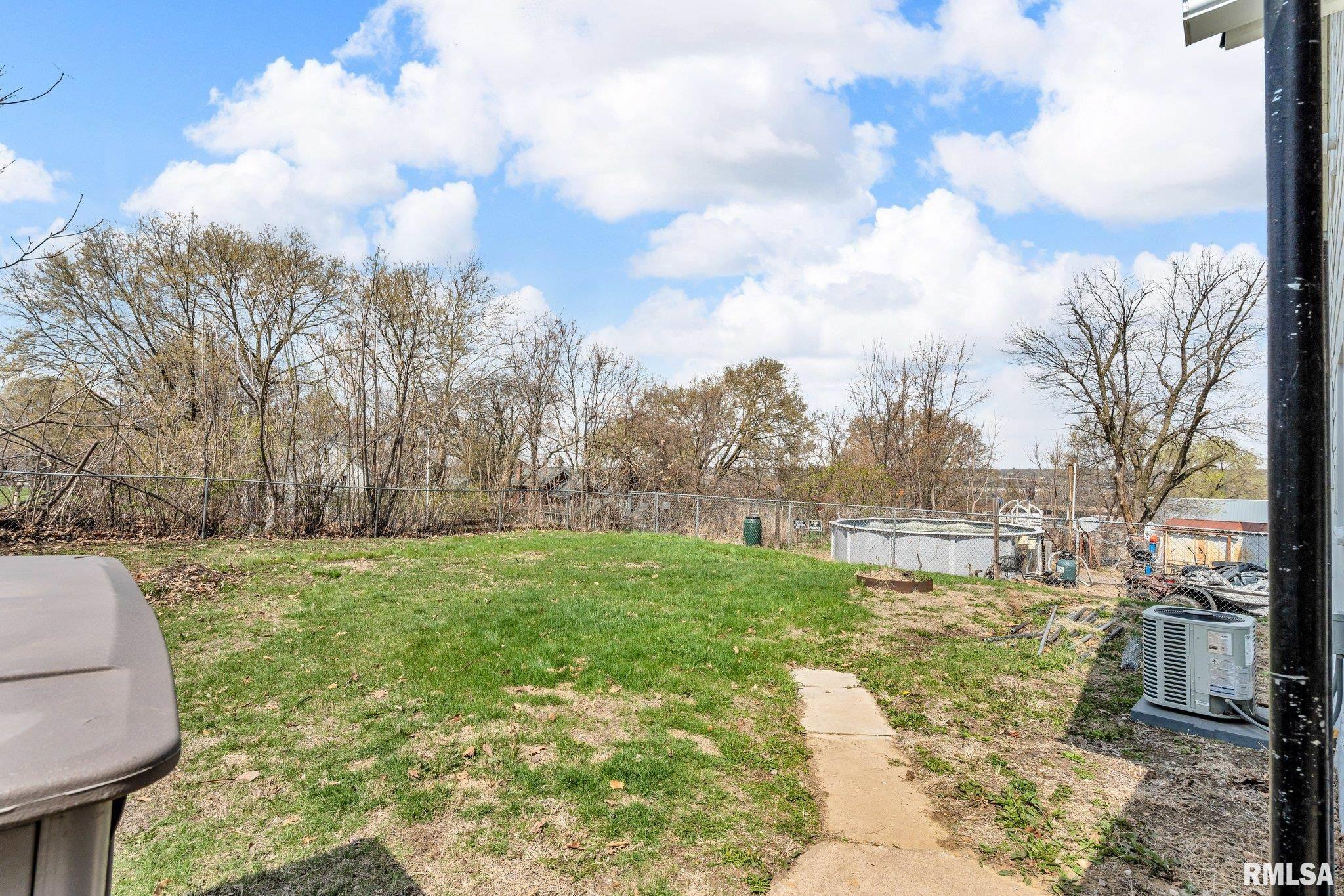 546 31st Street Property Photo 25