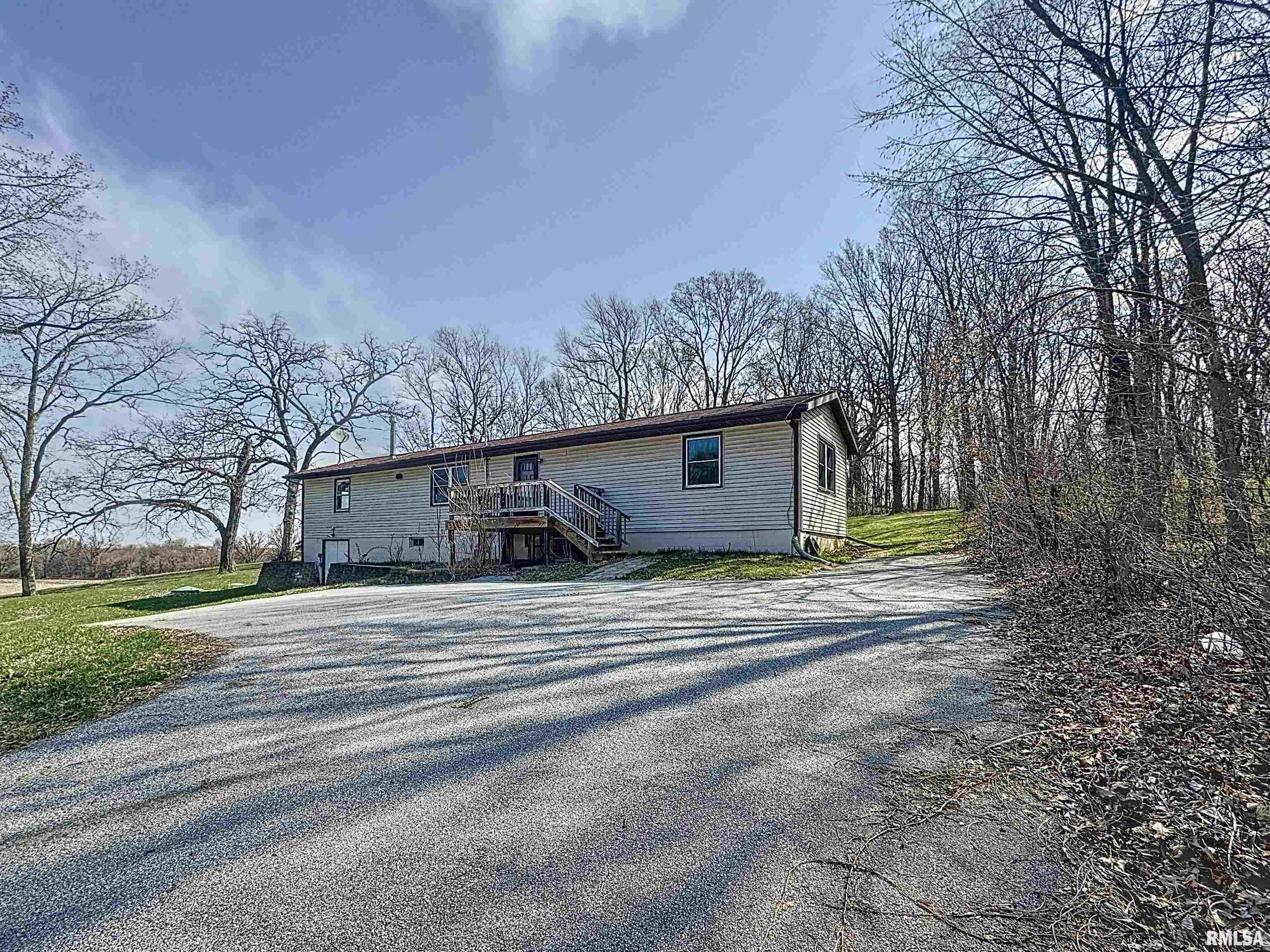 6520 Us Hwy 150 Property Photo 3