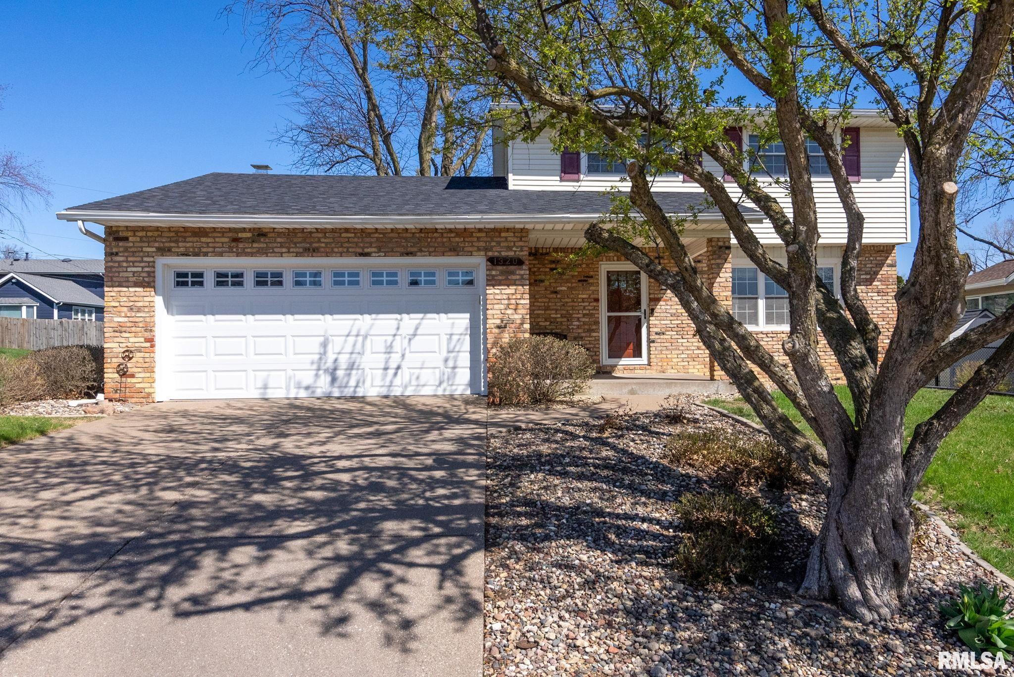 1320 W 41st Street Property Photo 1