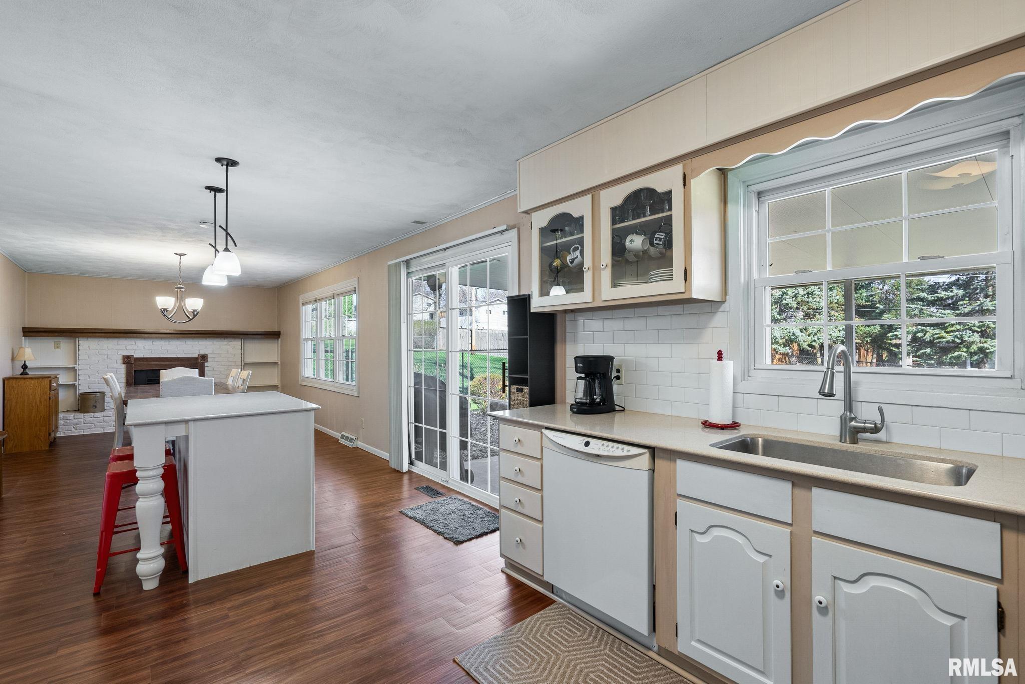 1320 W 41st Street Property Photo 8