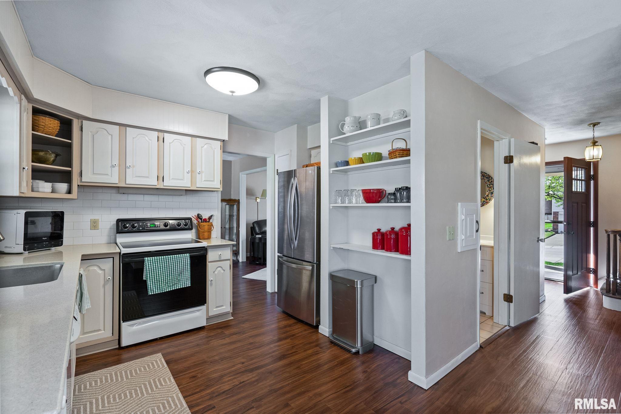 1320 W 41st Street Property Photo 9