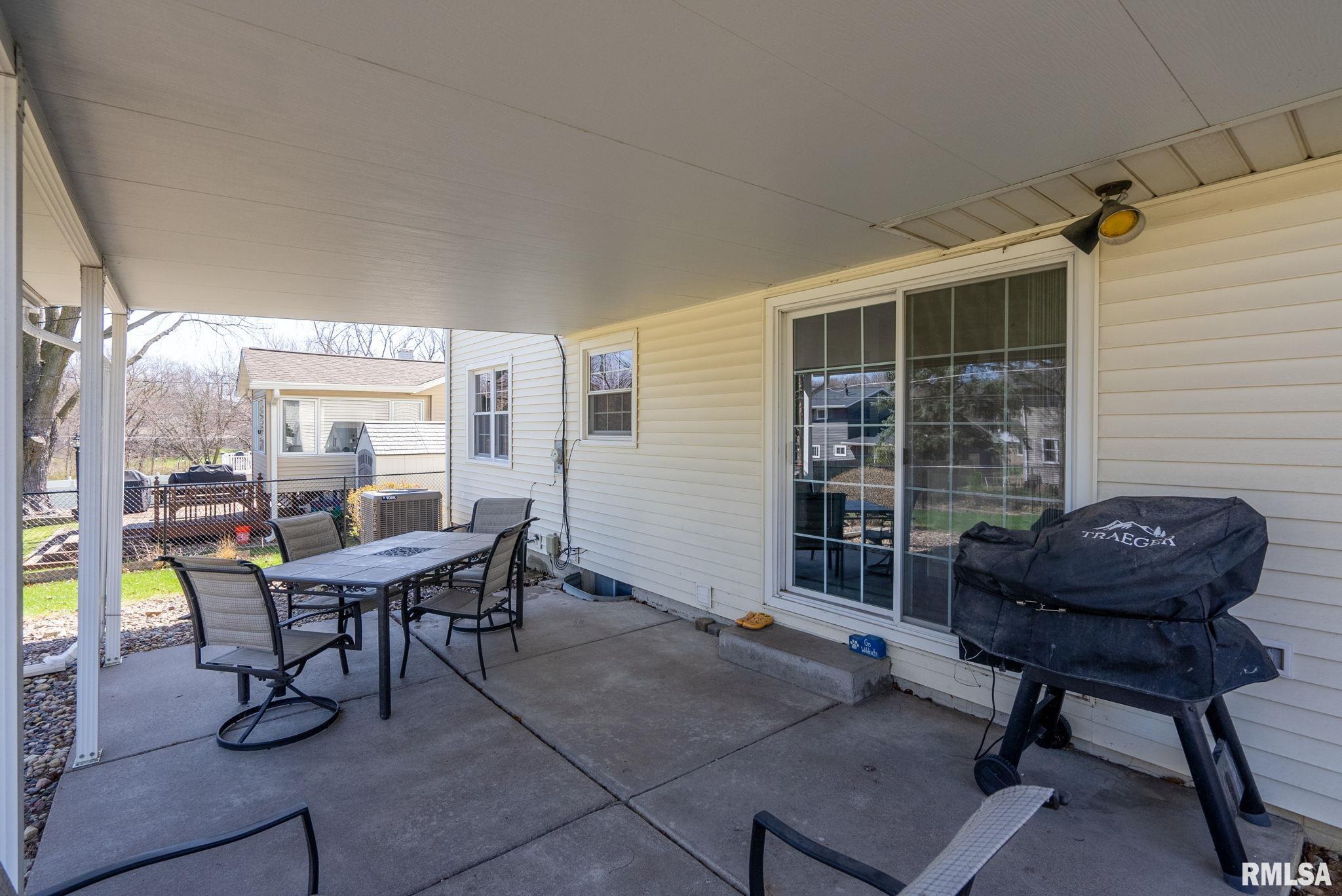 1320 W 41st Street Property Photo 27