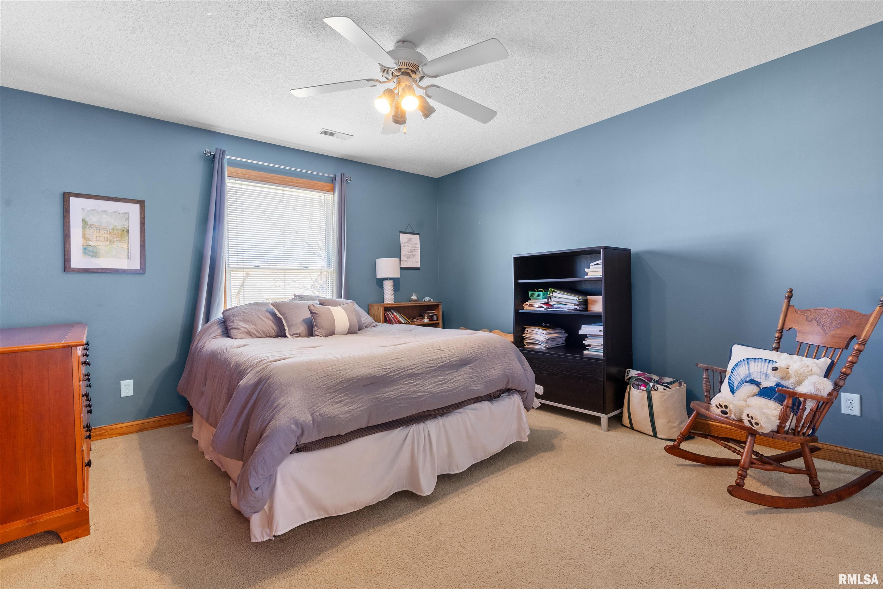 4707 Coventry Court Property Photo 5