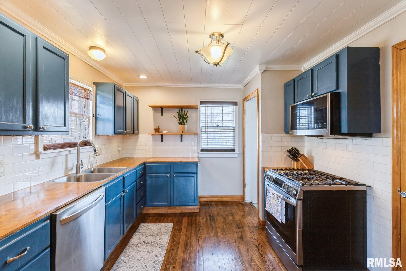 1063 Jefferson Street Property Photo 10