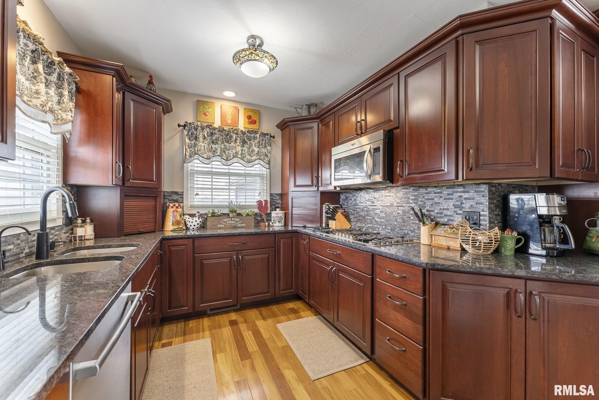 1660 Yankee Avenue Property Photo 8