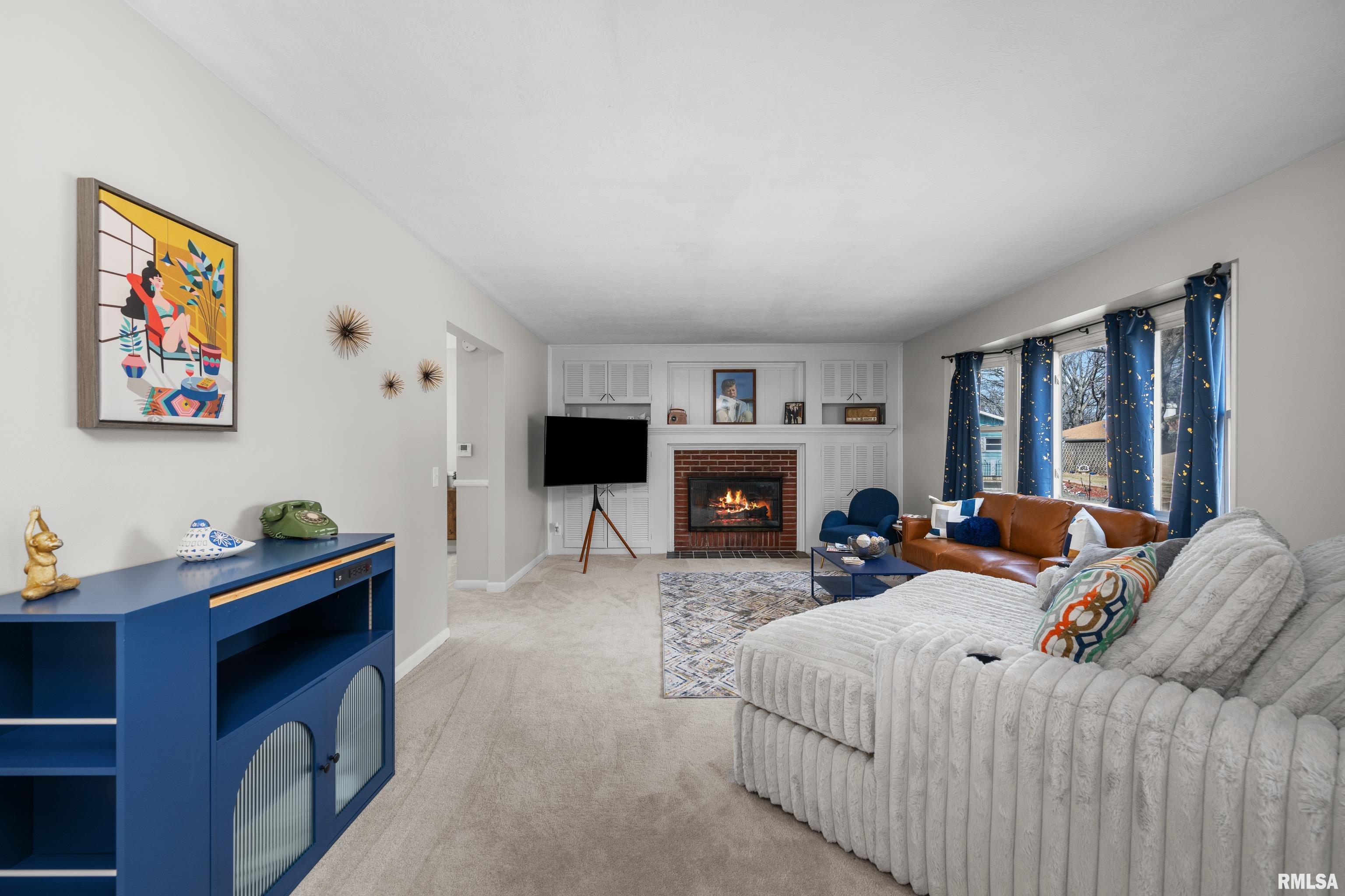 2107 3rd Street B Property Photo 3