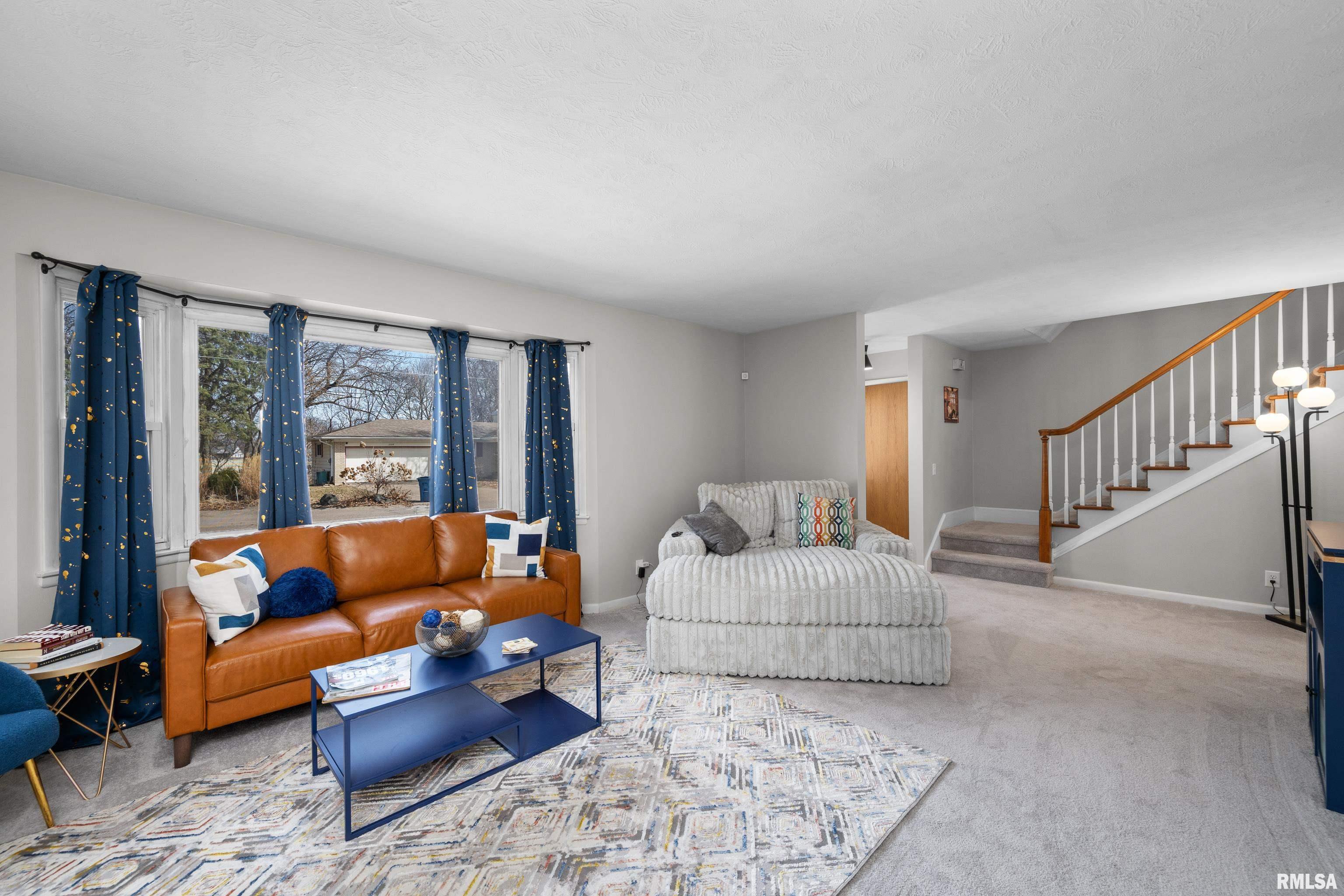 2107 3rd Street B Property Photo 4