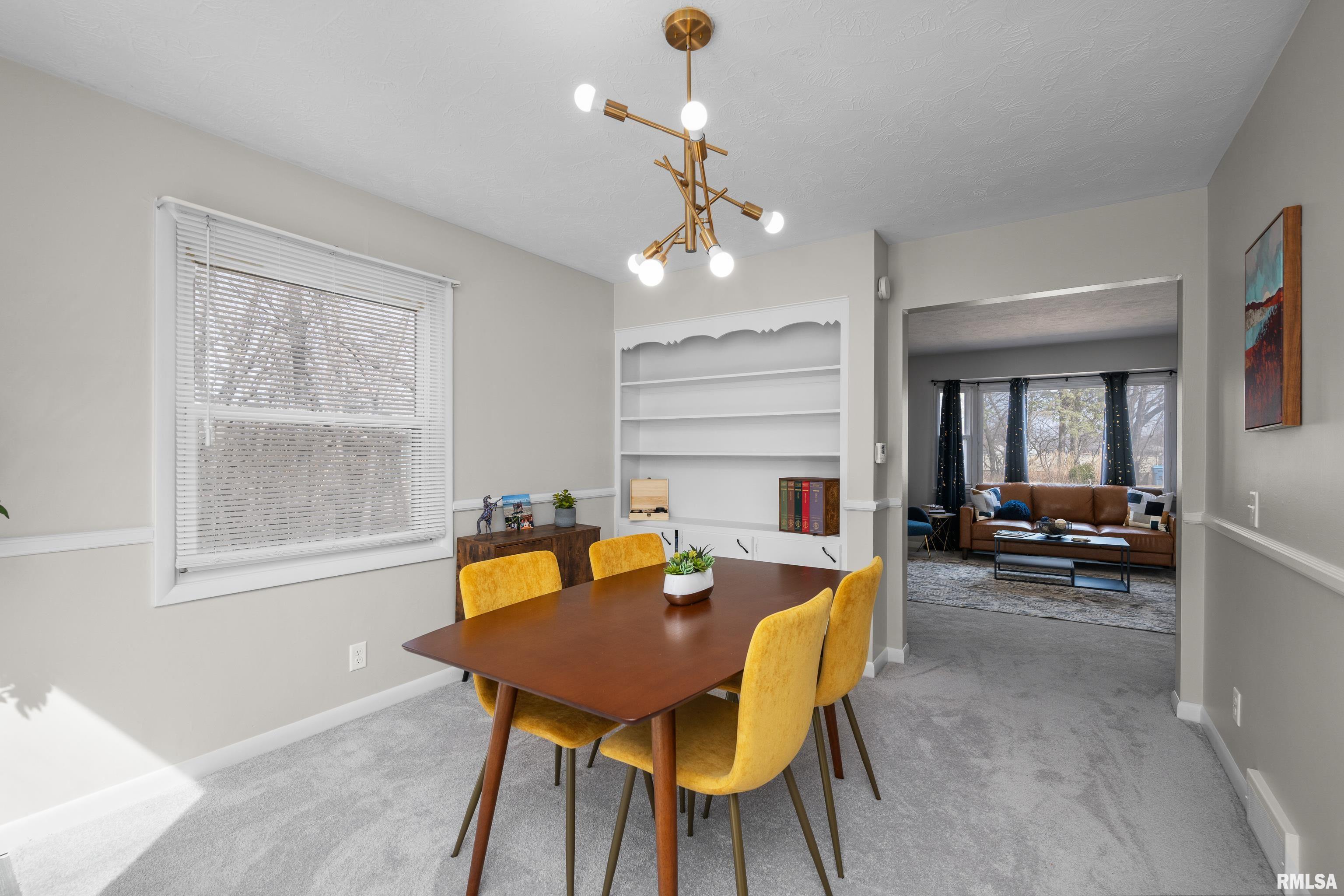 2107 3rd Street B Property Photo 8