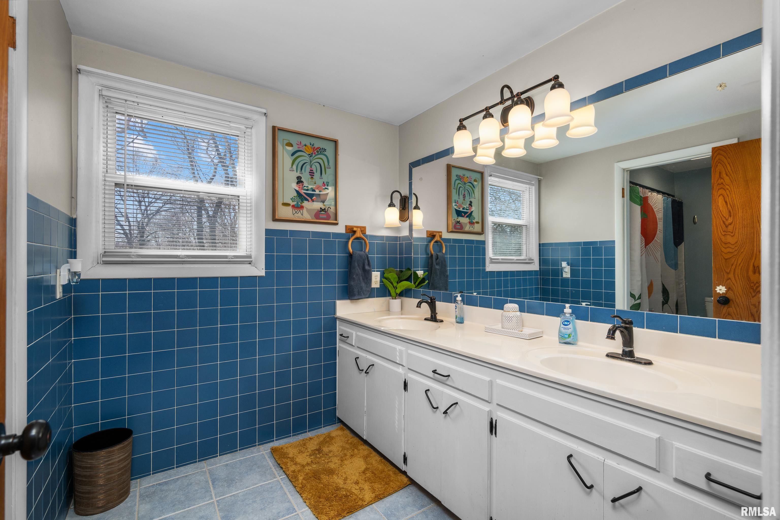 2107 3rd Street B Property Photo 15