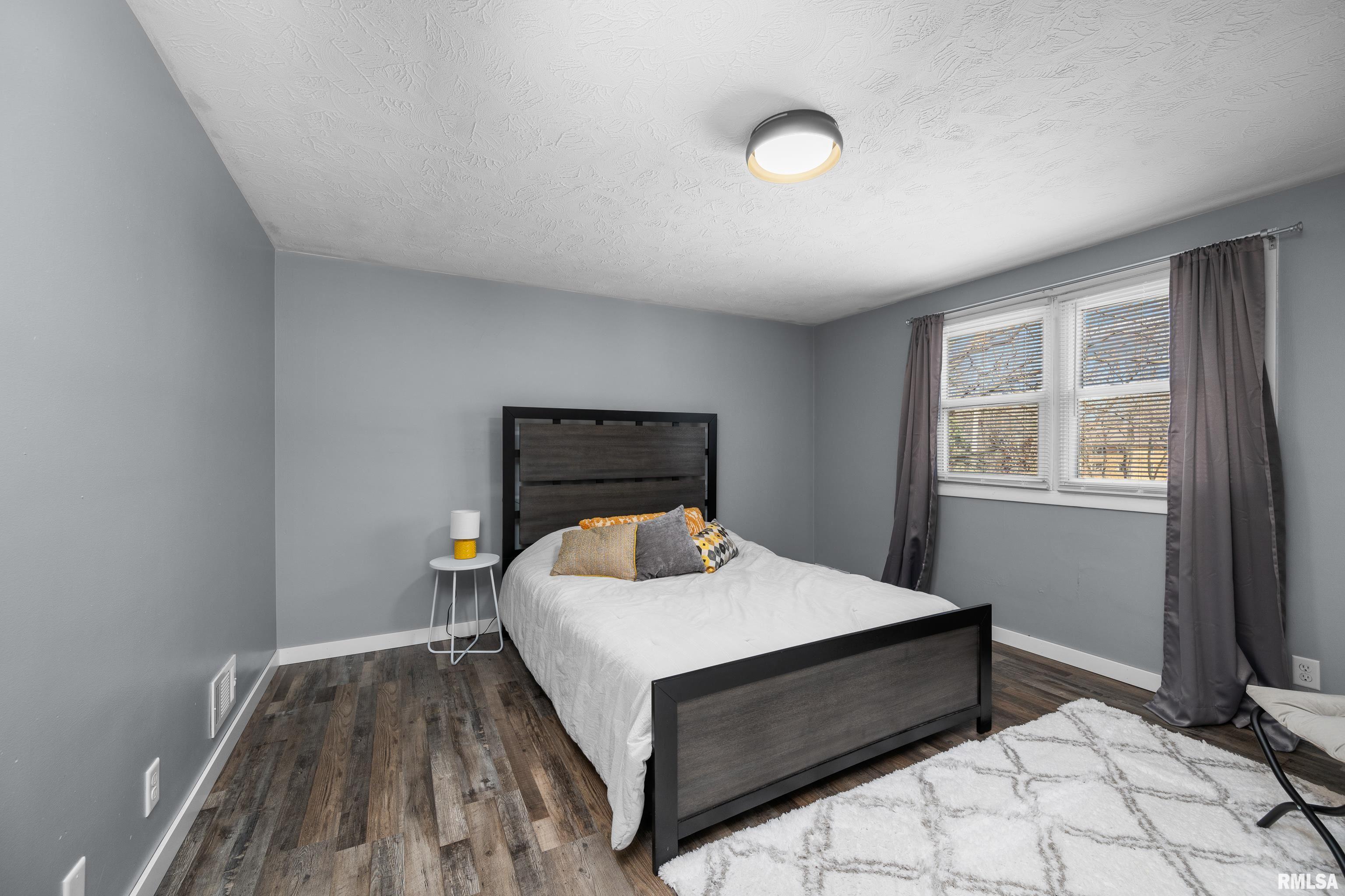2107 3rd Street B Property Photo 19