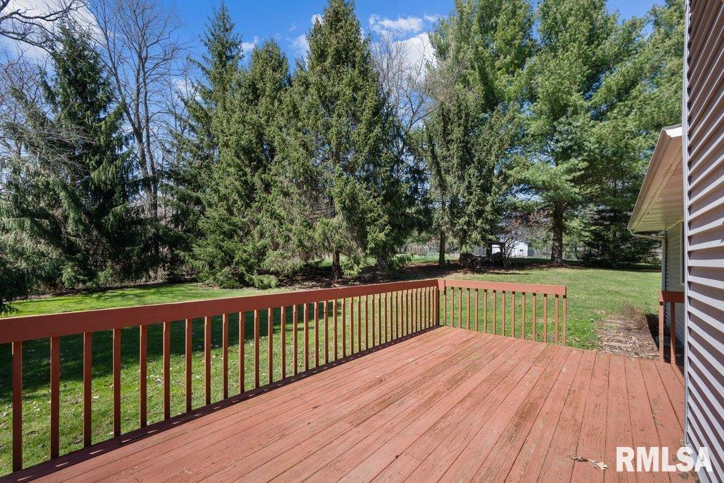 8861 E 1000th Street Property Photo 41