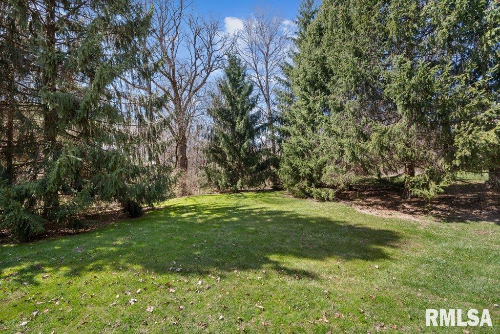 8861 E 1000th Street Property Photo 44