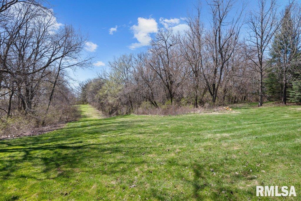 8861 E 1000th Street Property Photo 45