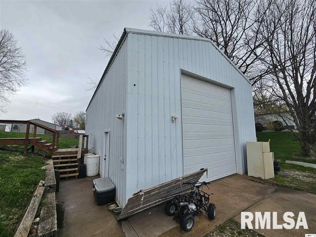 306 Walker Street Property Photo 11